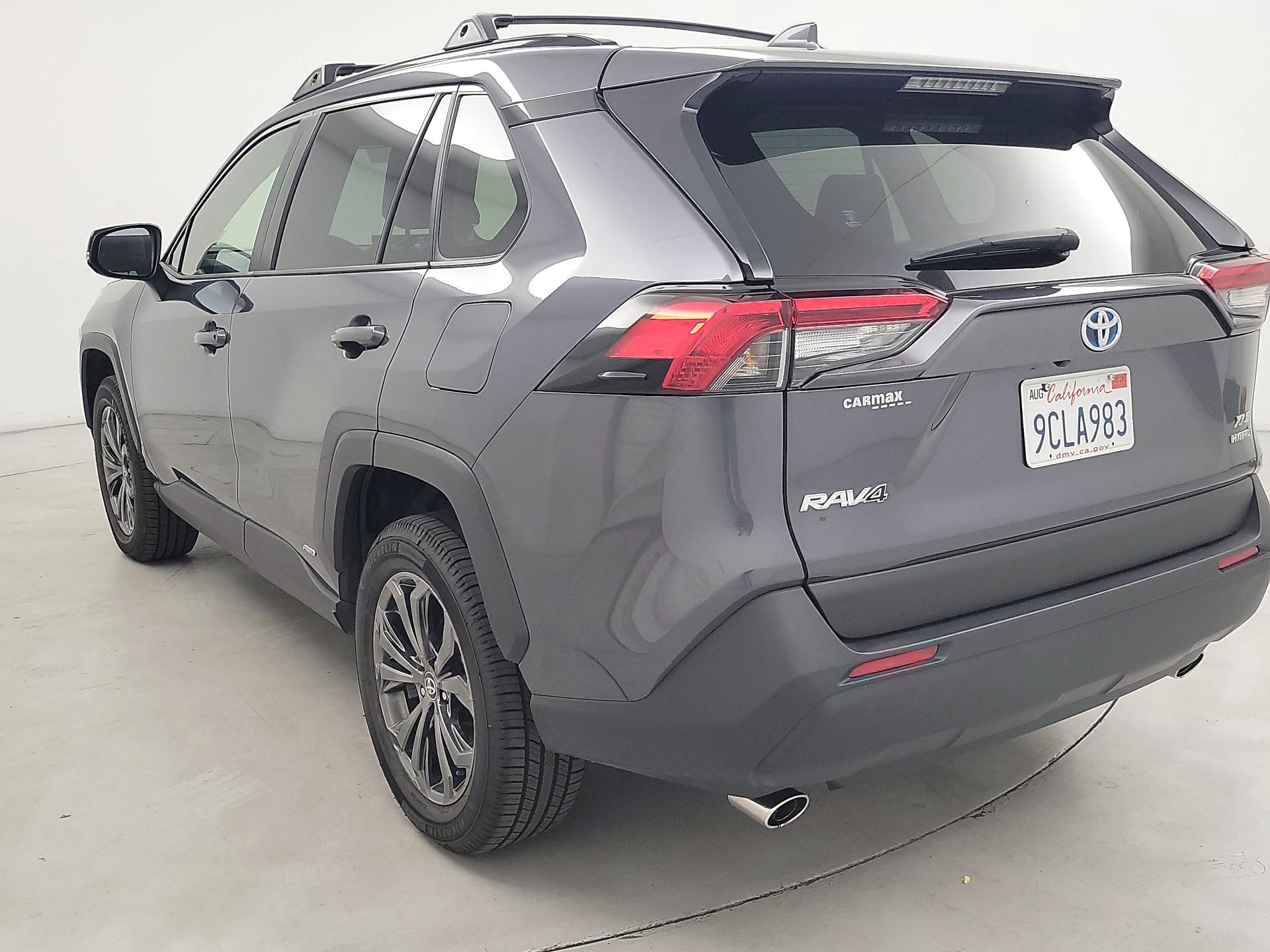 Thumbnail: 2022 Toyota RAV4 - 7