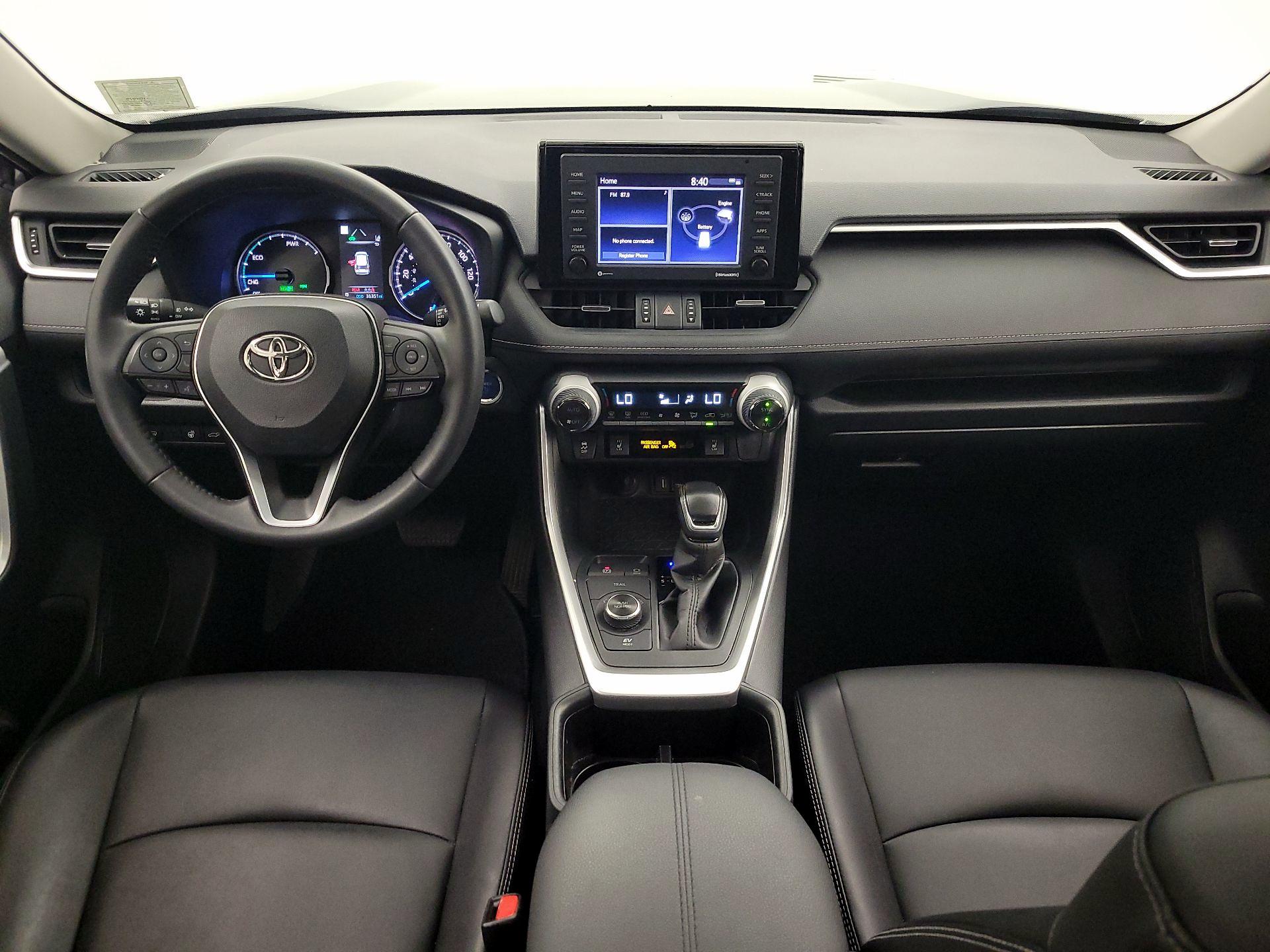 Thumbnail: 2022 Toyota RAV4 - 8