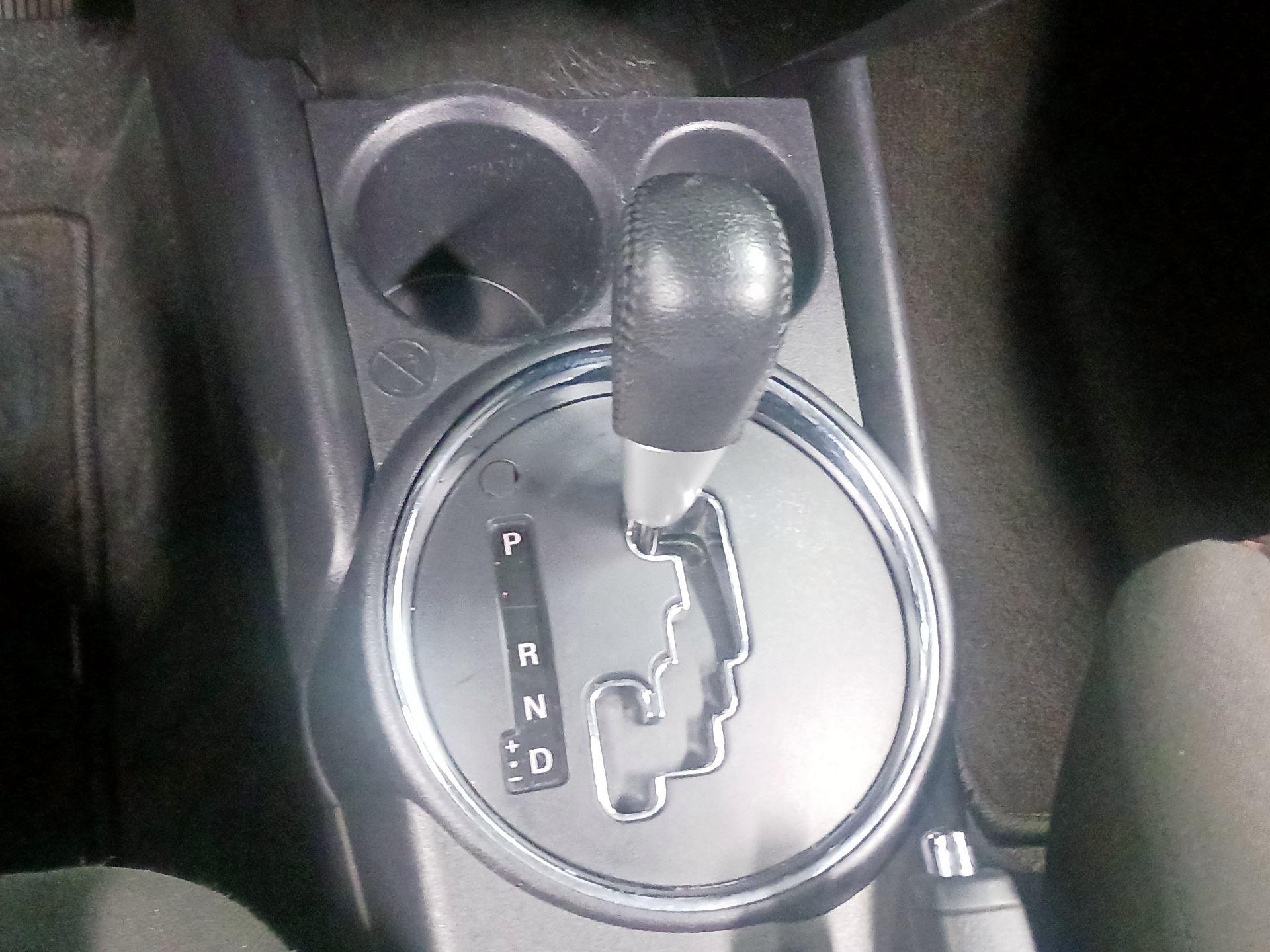 Thumbnail: 2017 Mitsubishi Outlander Sport - 16