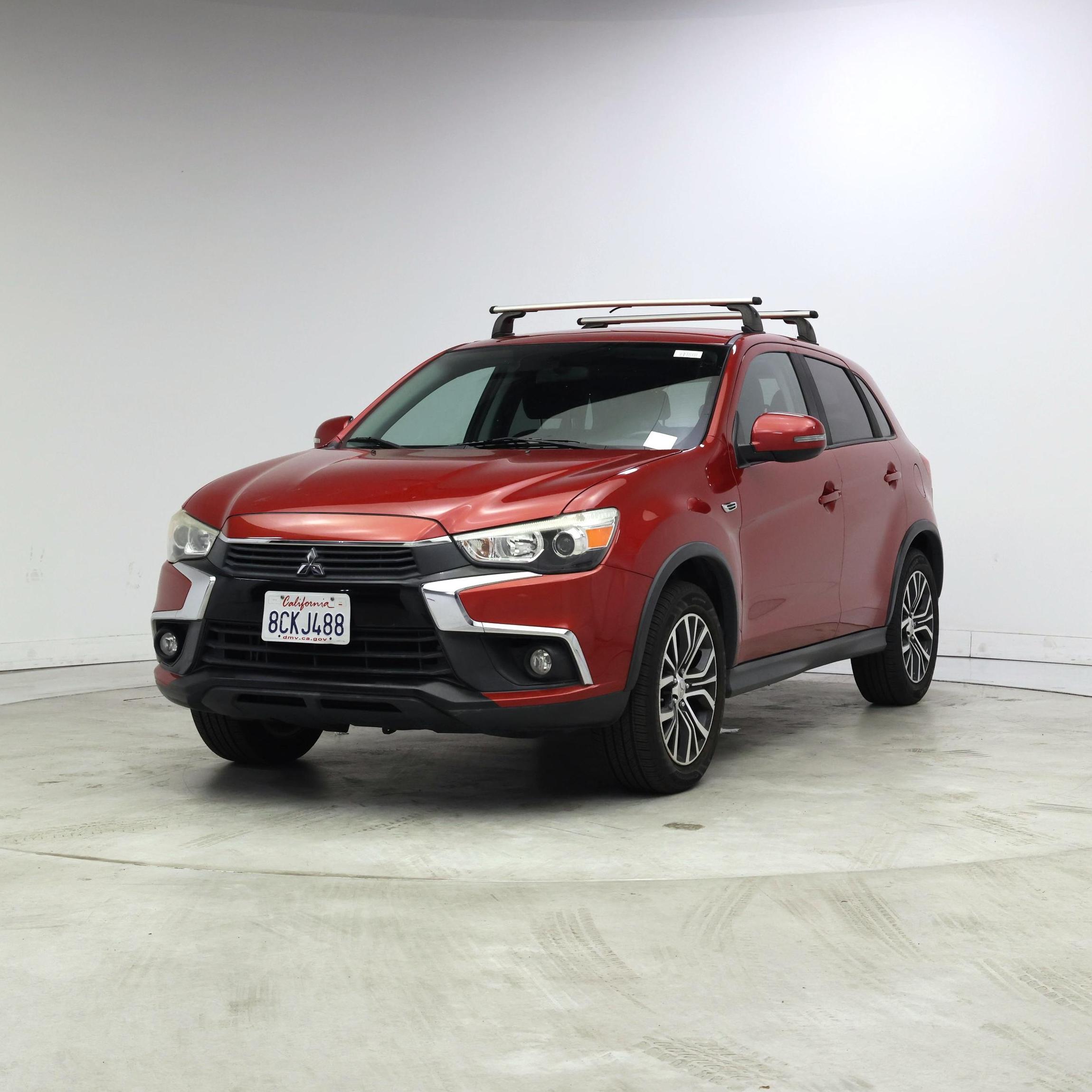 Thumbnail: 2017 Mitsubishi Outlander Sport - 4