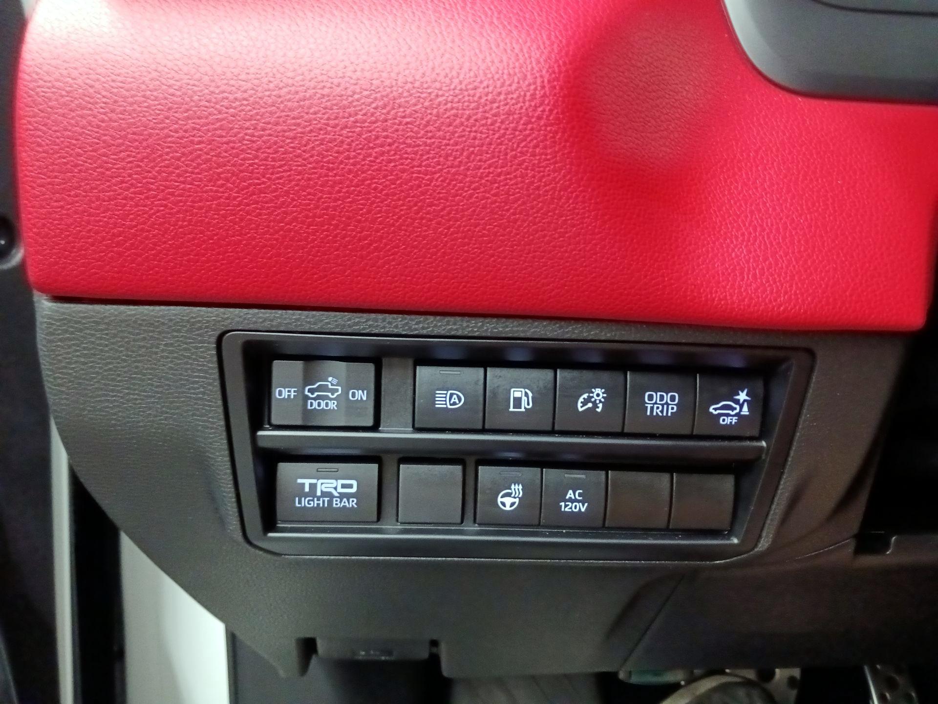 Thumbnail: 2023 Toyota Tundra - 13