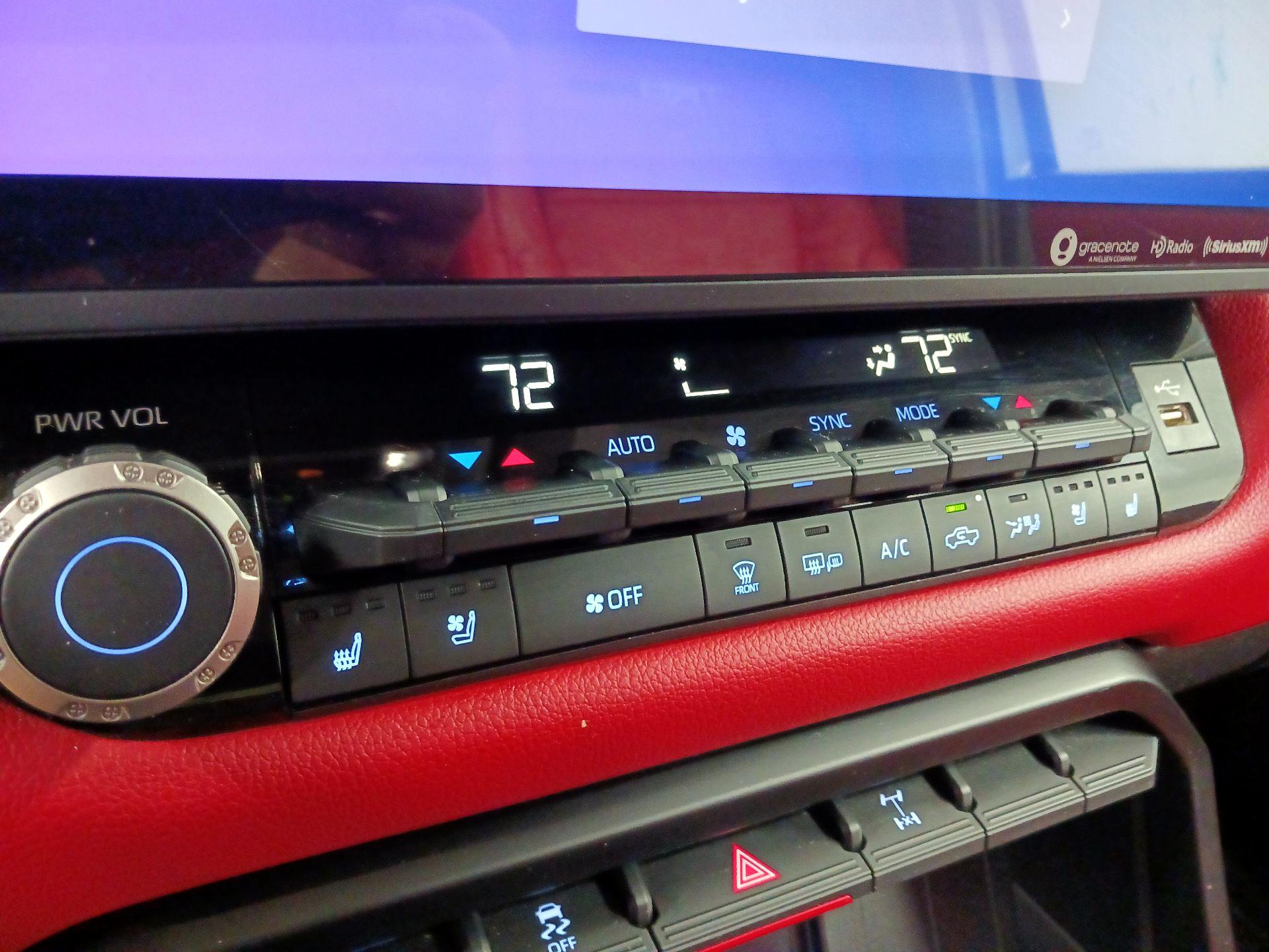 Thumbnail: 2023 Toyota Tundra - 15