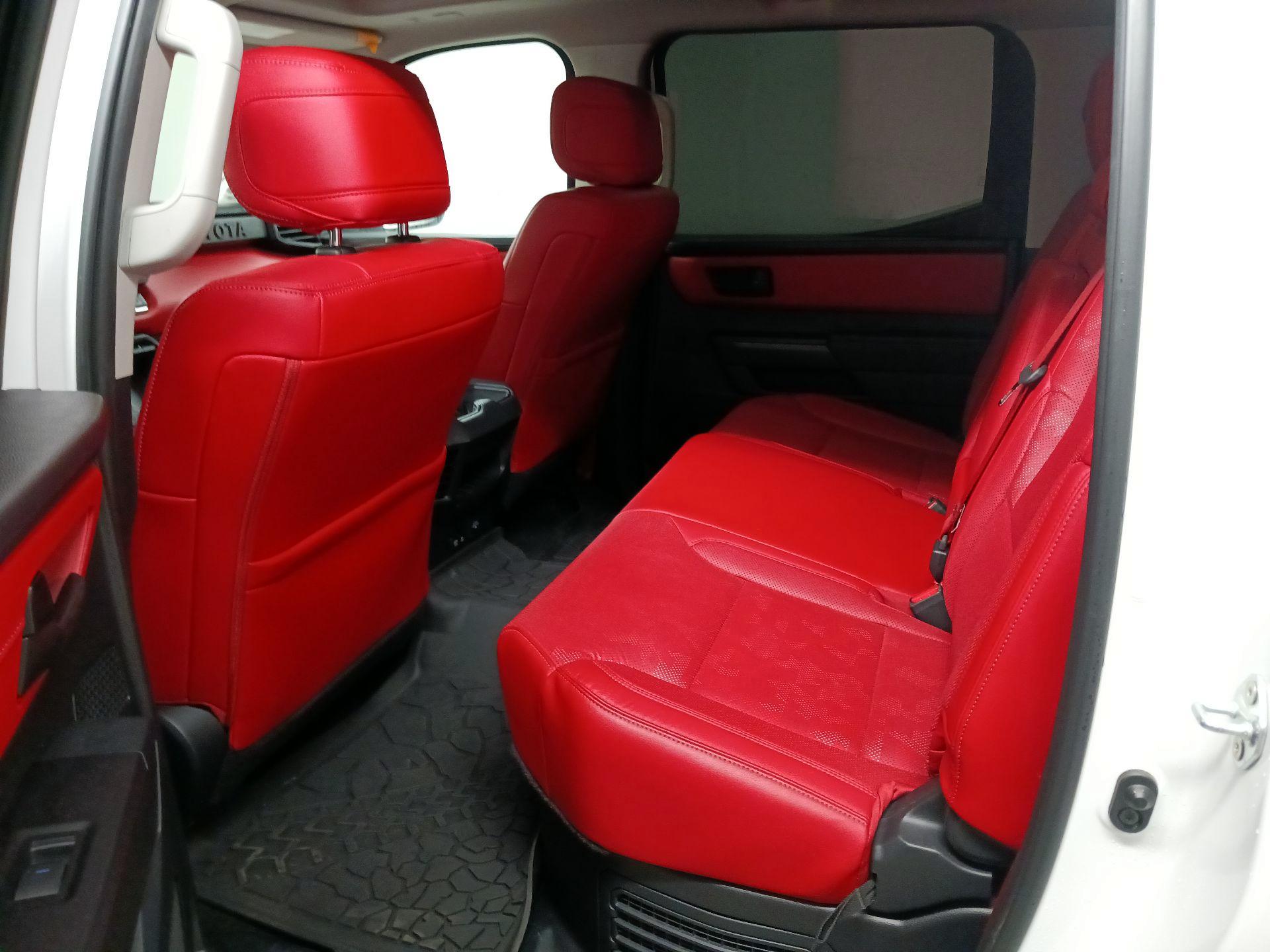 Thumbnail: 2023 Toyota Tundra - 17