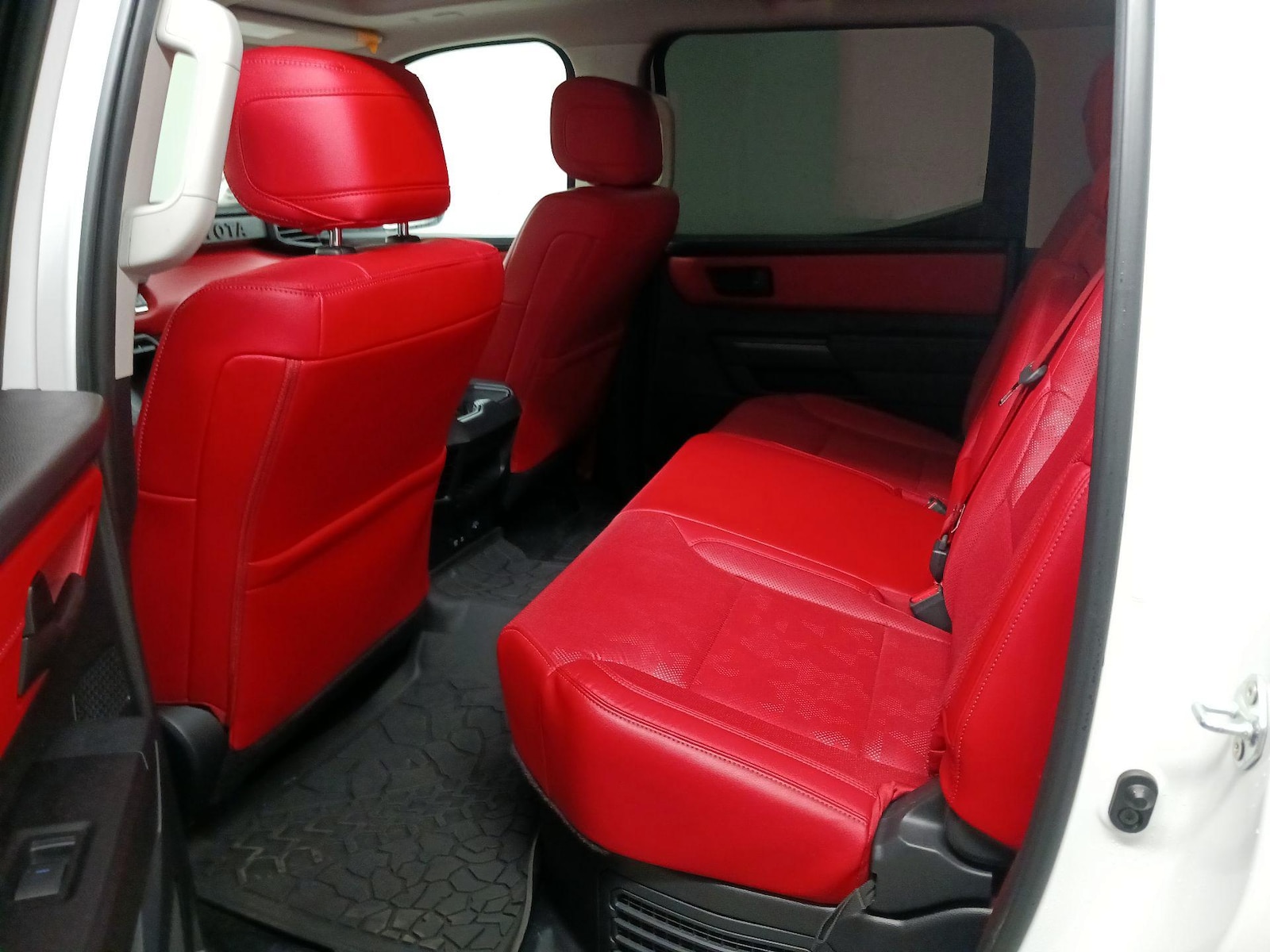 2023 Toyota Tundra TRD Pro - Photo 18