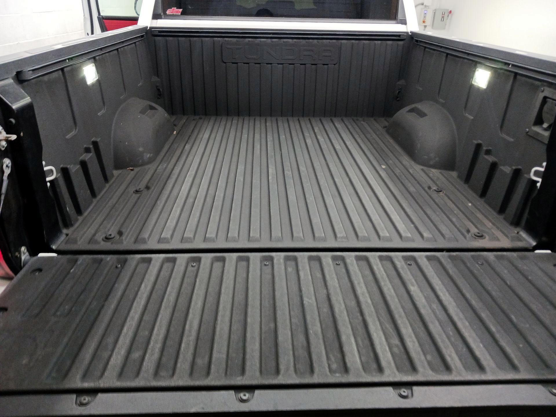 Thumbnail: 2023 Toyota Tundra - 18