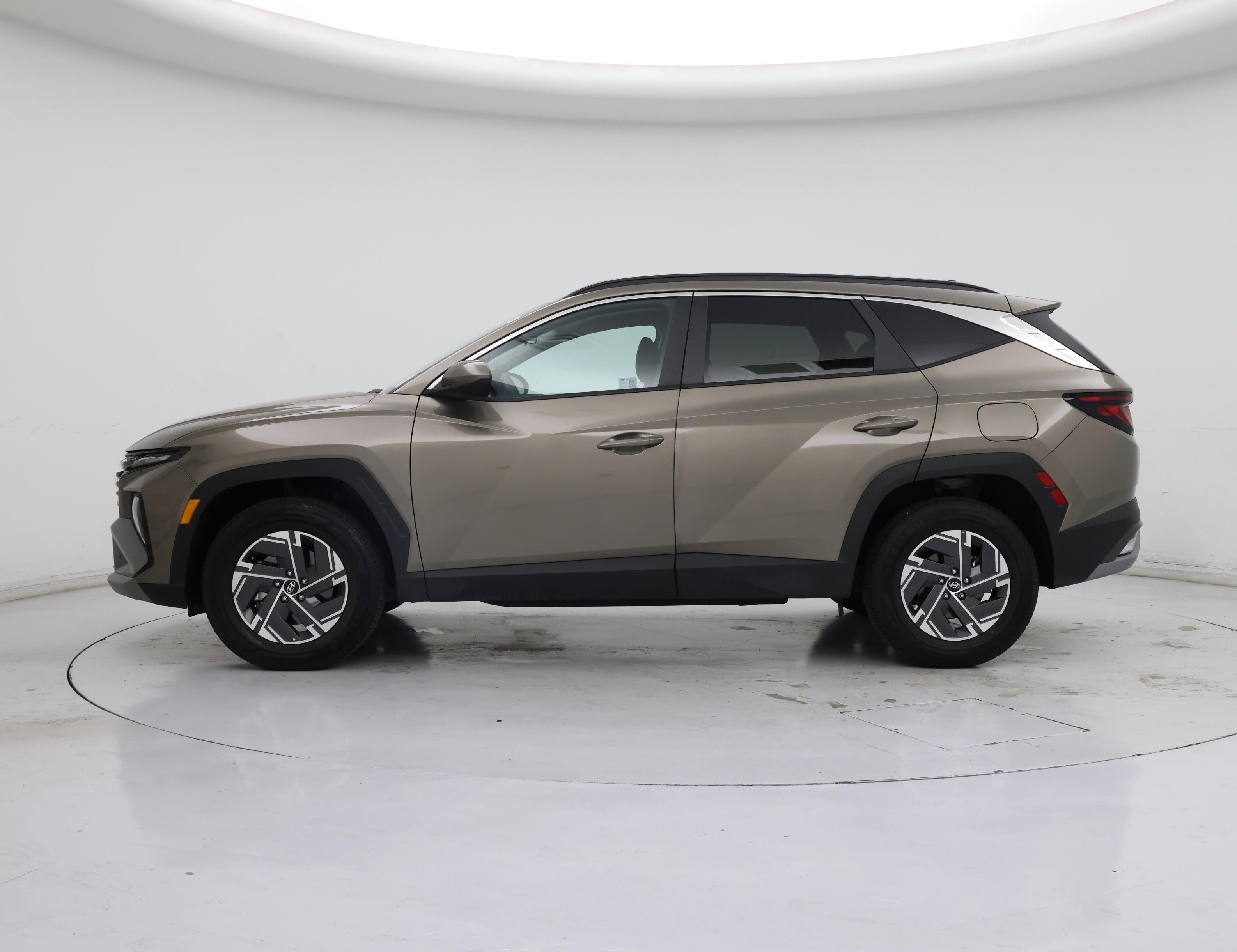 Thumbnail: 2025 Hyundai Tucson - 3