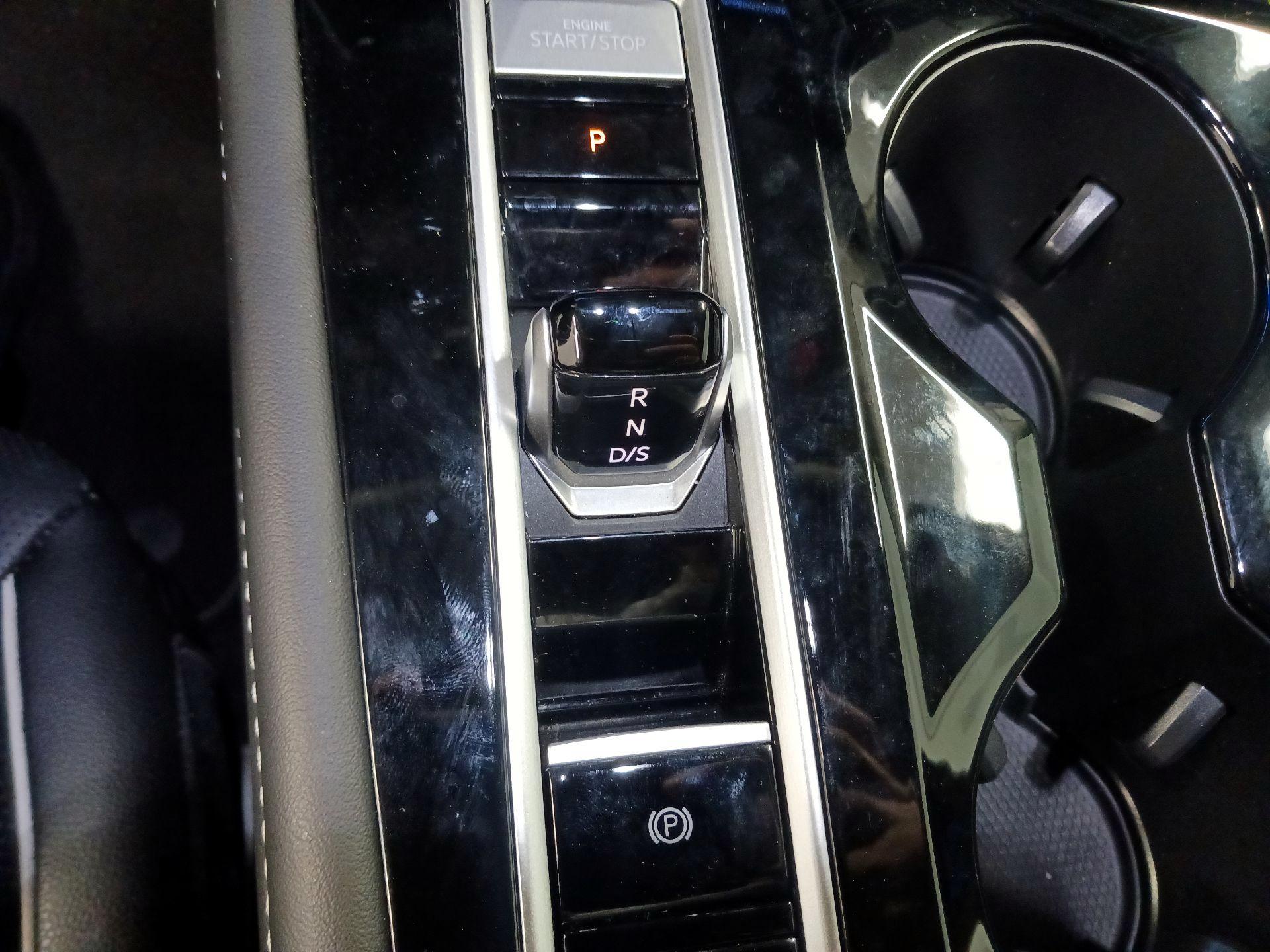 Thumbnail: 2025 Volkswagen Atlas - 16