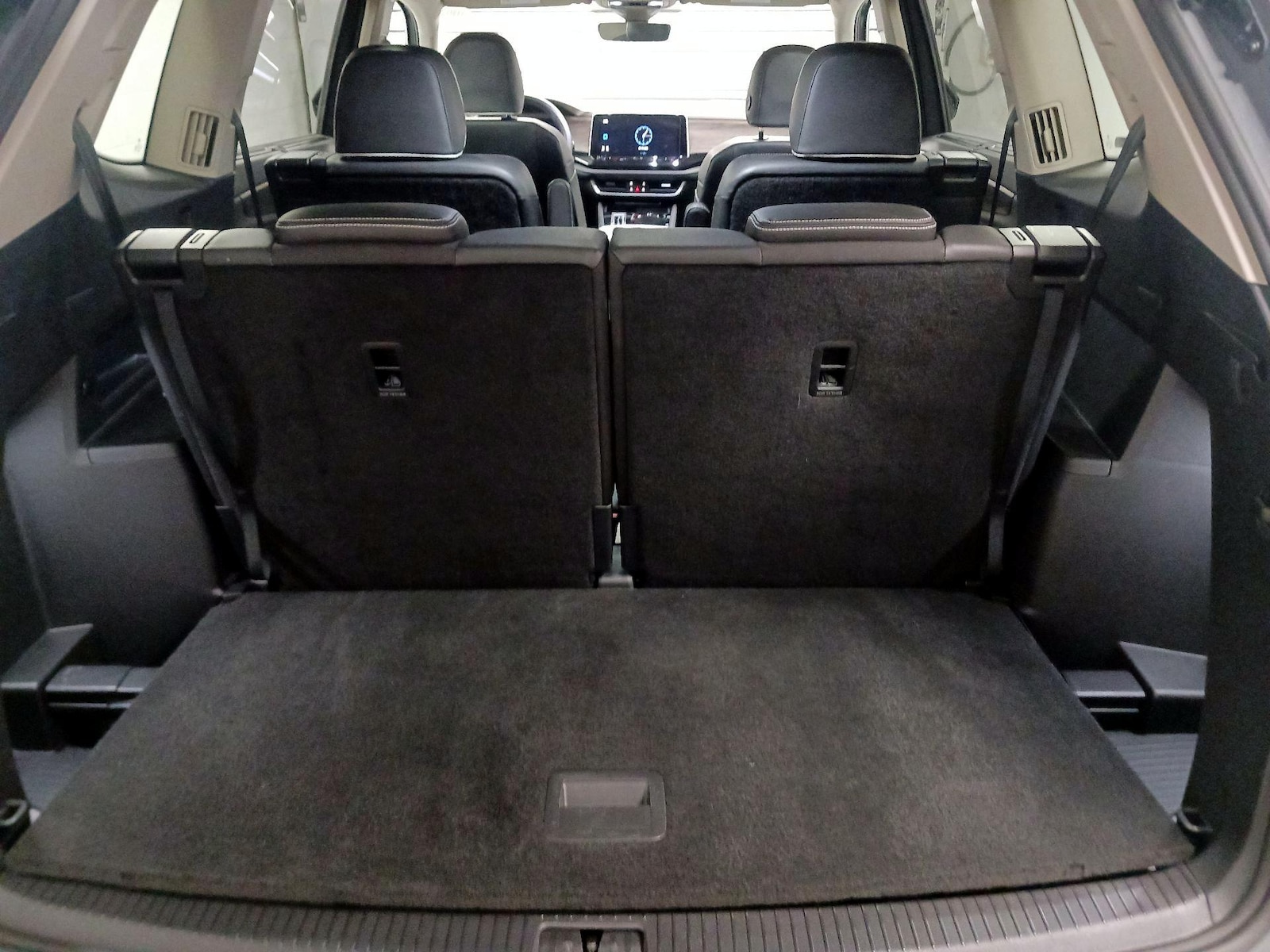 2025 Volkswagen Atlas 23