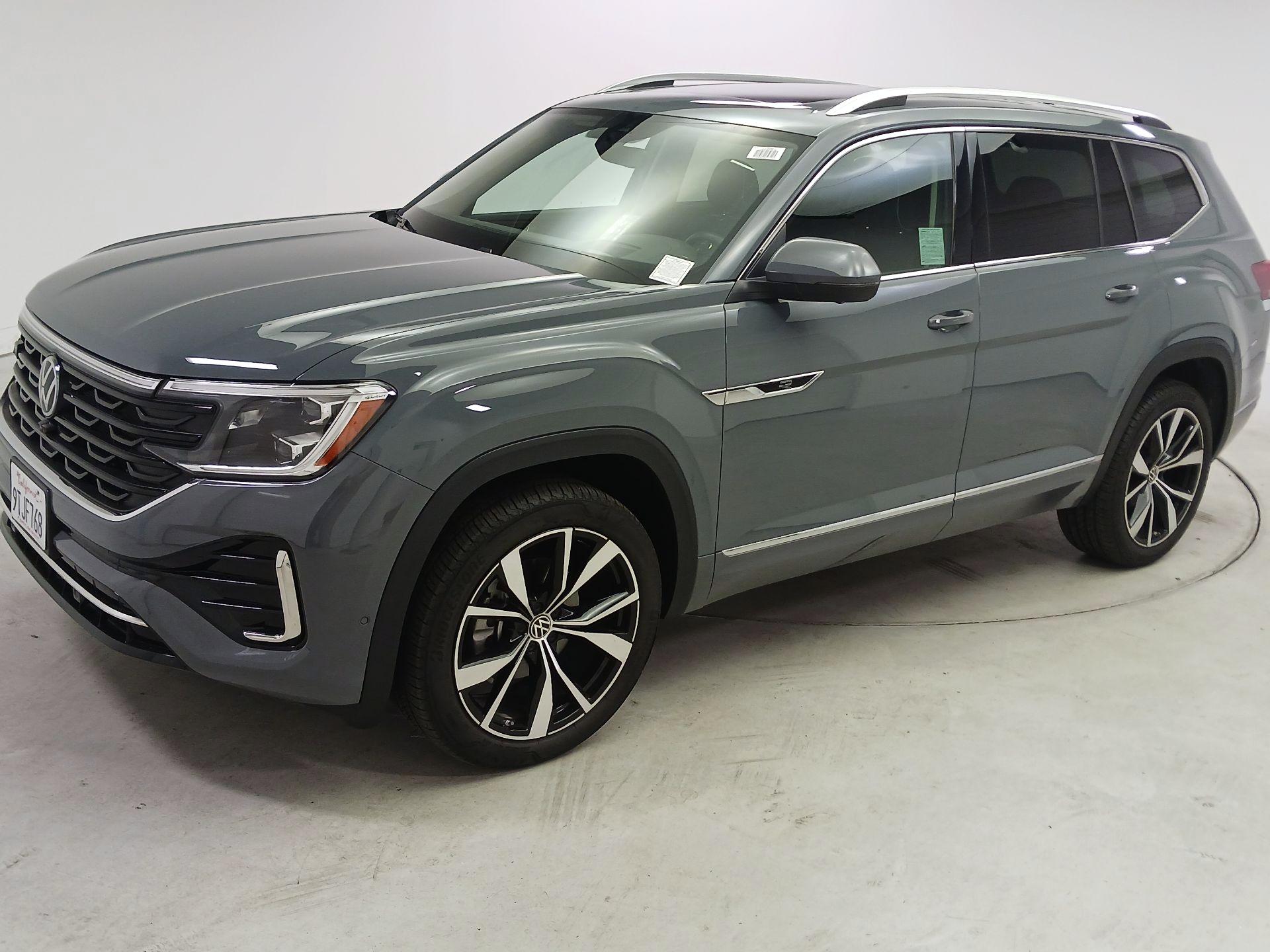Thumbnail: 2025 Volkswagen Atlas - 3