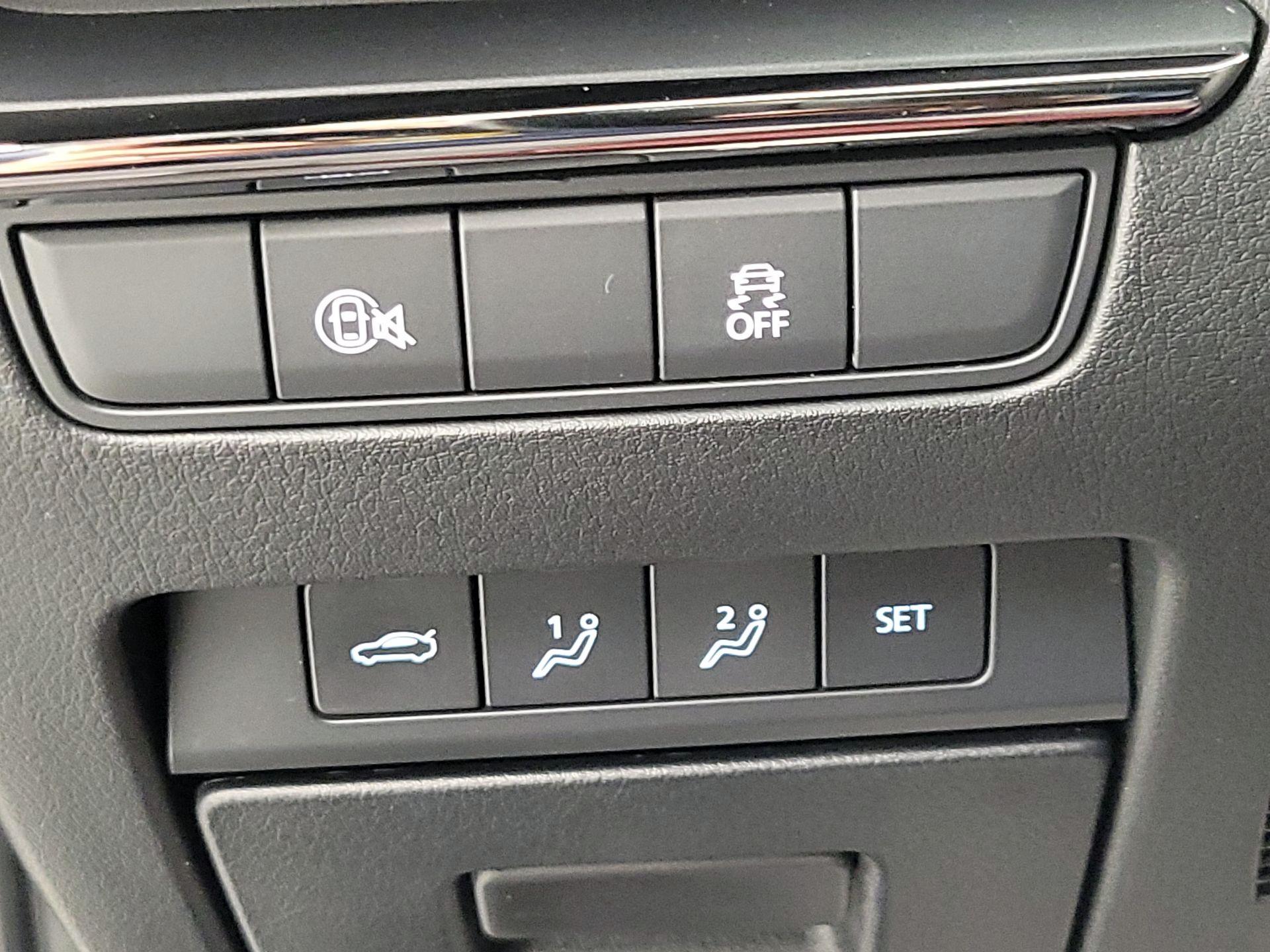 Thumbnail: 2025 Mazda Mazda3 - 13