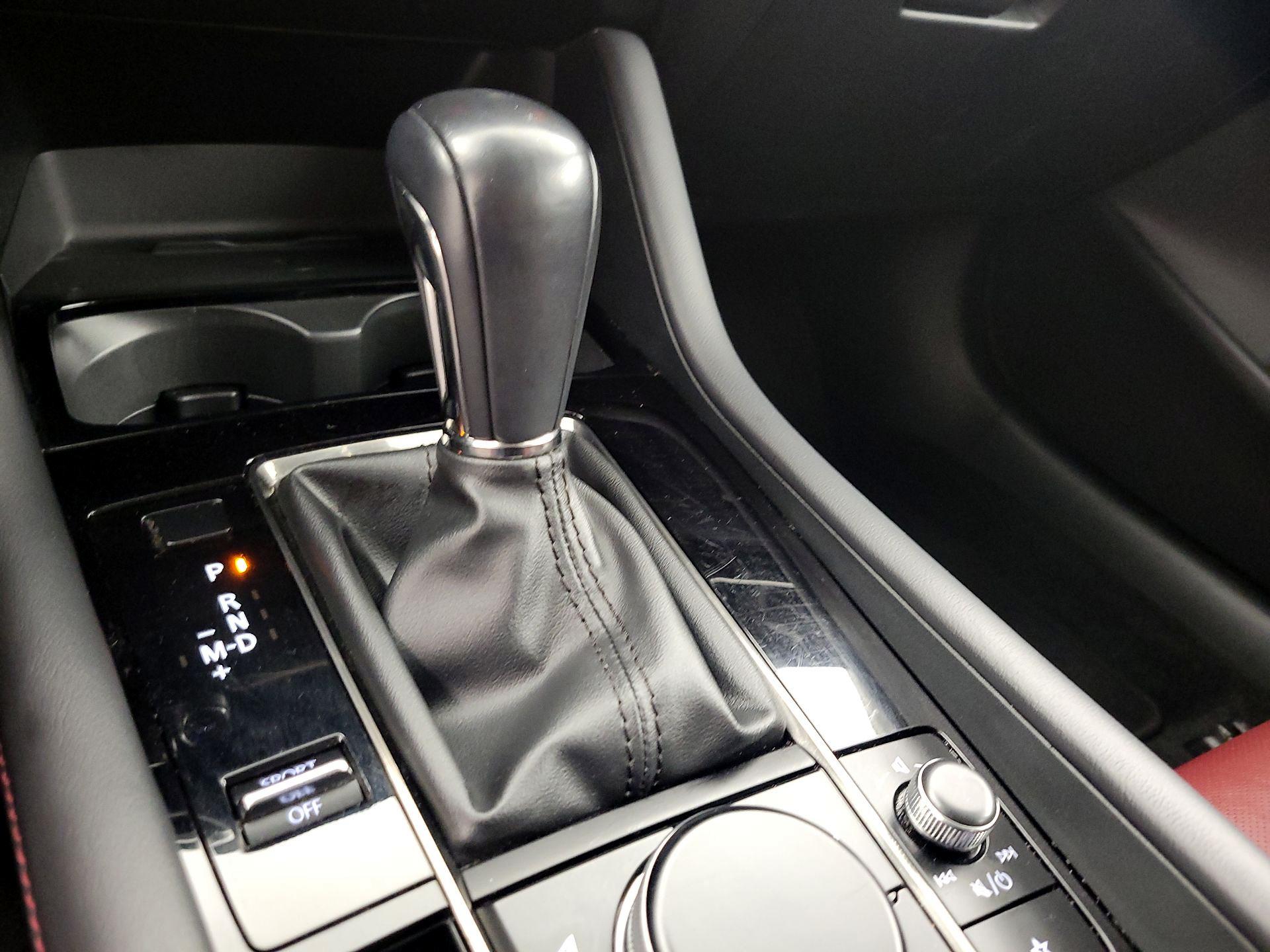 Thumbnail: 2025 Mazda Mazda3 - 17