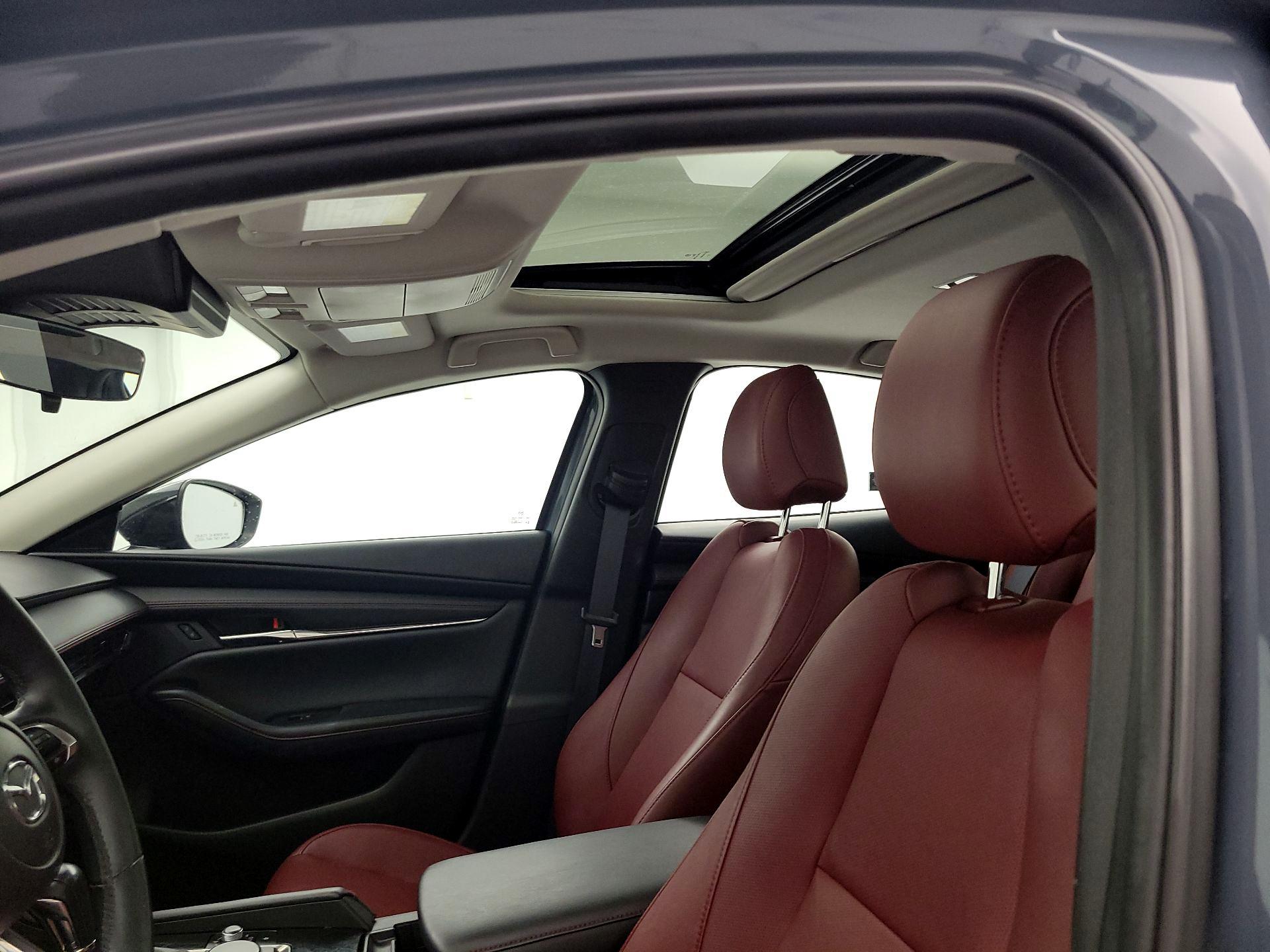 Thumbnail: 2025 Mazda Mazda3 - 18