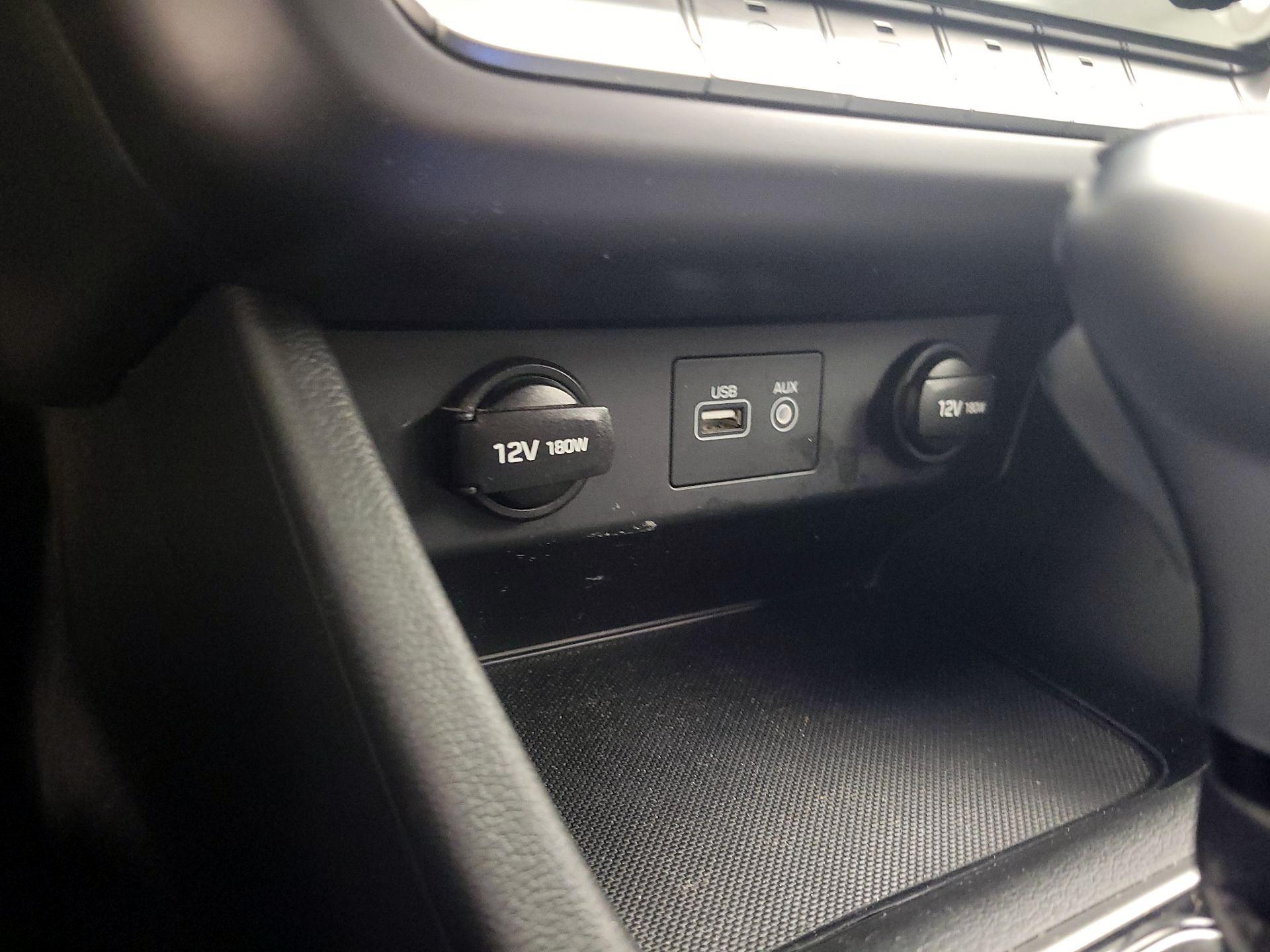 Thumbnail: 2019 Hyundai Sonata - 18