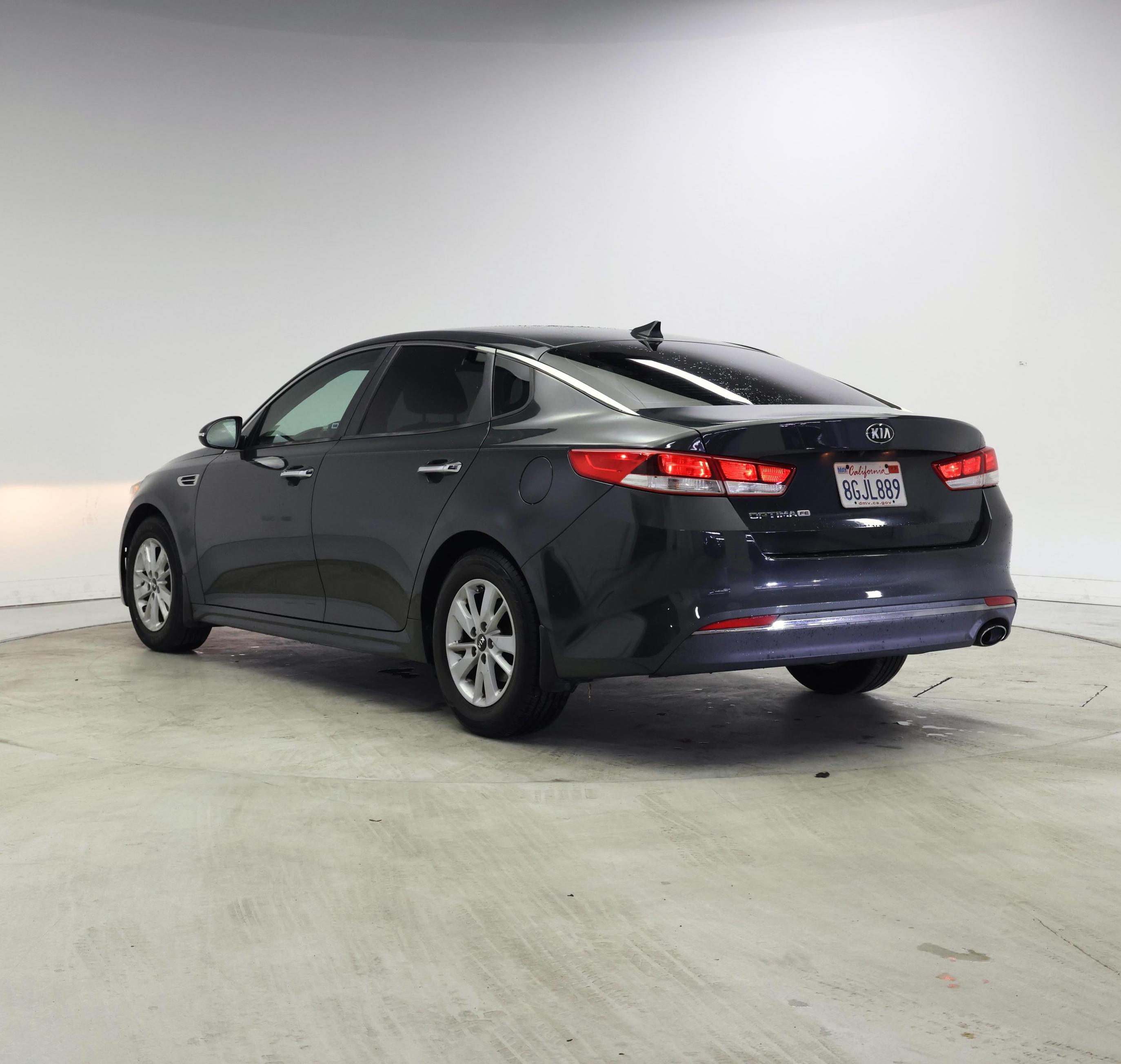 Thumbnail: 2016 Kia Optima - 2