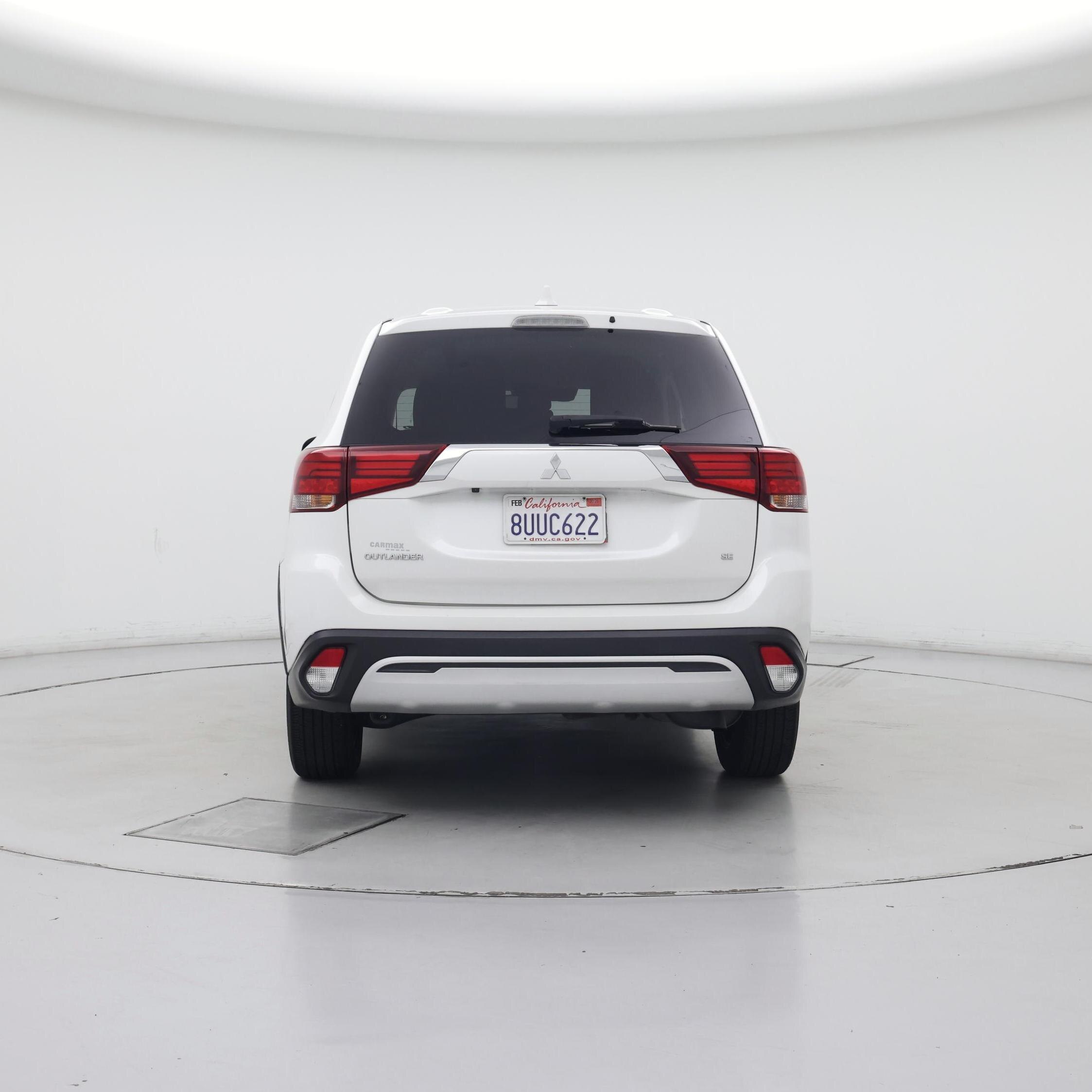 Thumbnail: 2020 Mitsubishi Outlander - 6