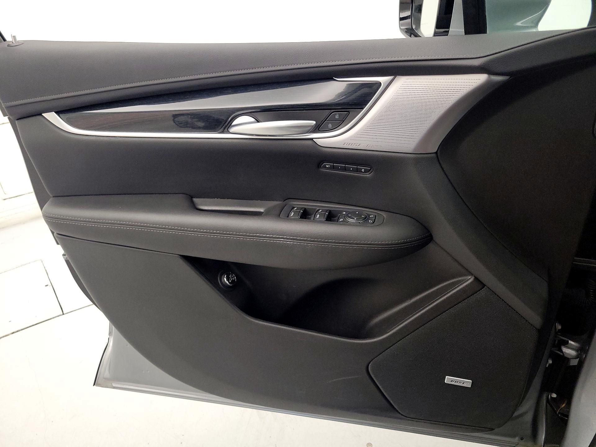 Thumbnail: 2025 Cadillac XT5 - 12