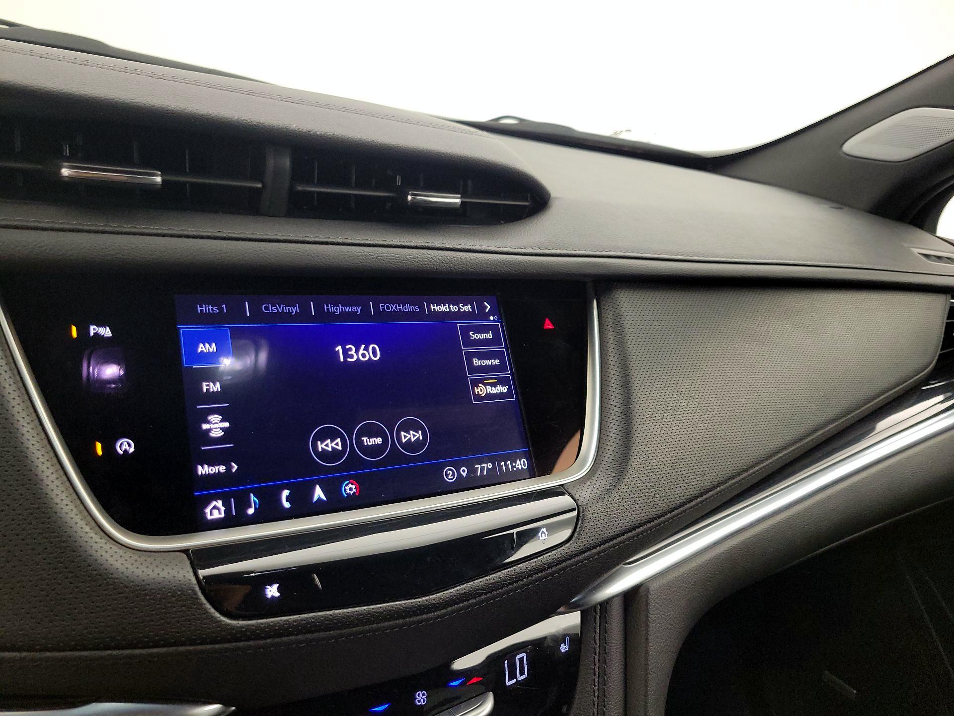 Thumbnail: 2025 Cadillac XT5 - 15