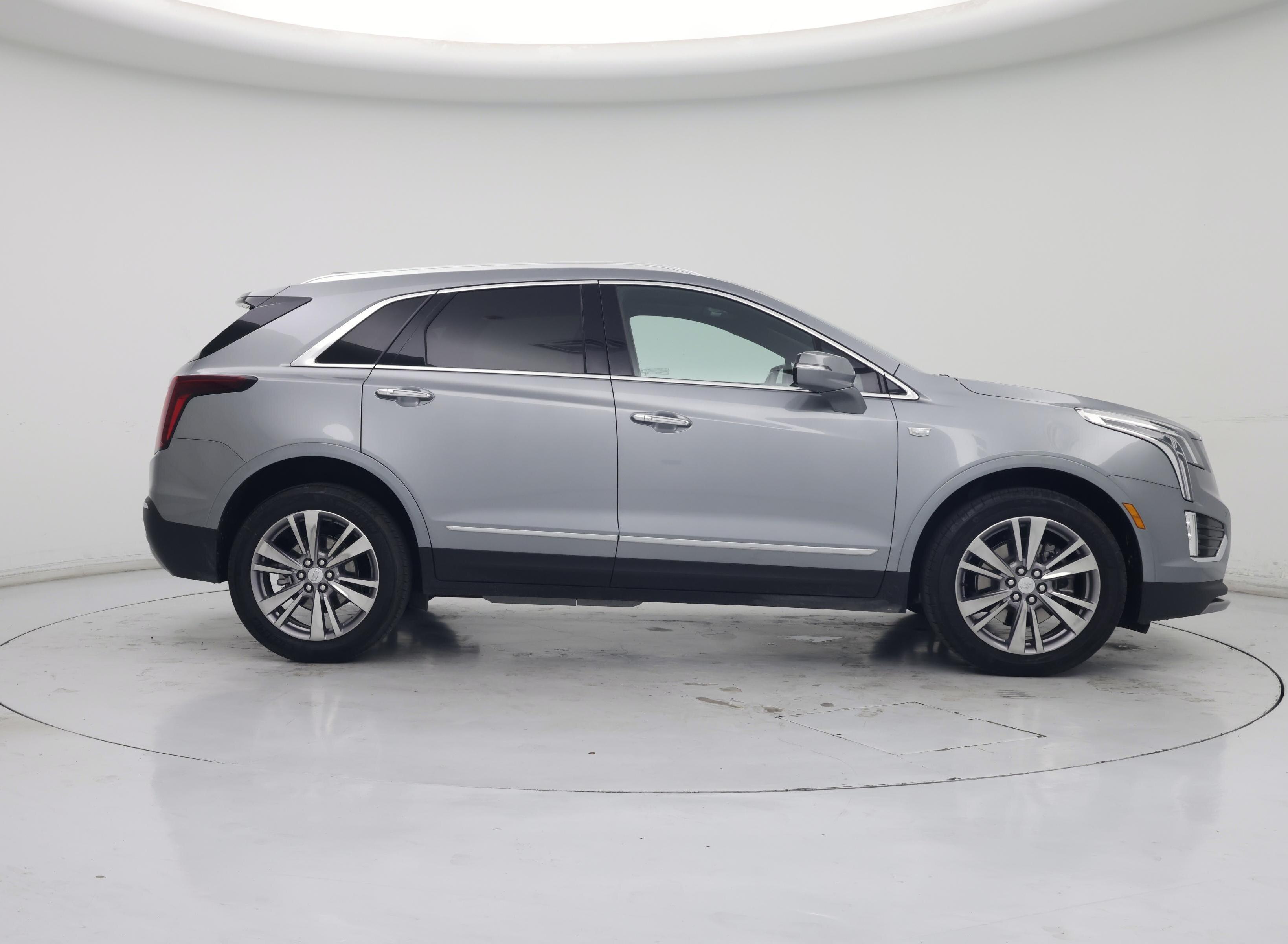 Thumbnail: 2025 Cadillac XT5 - 7