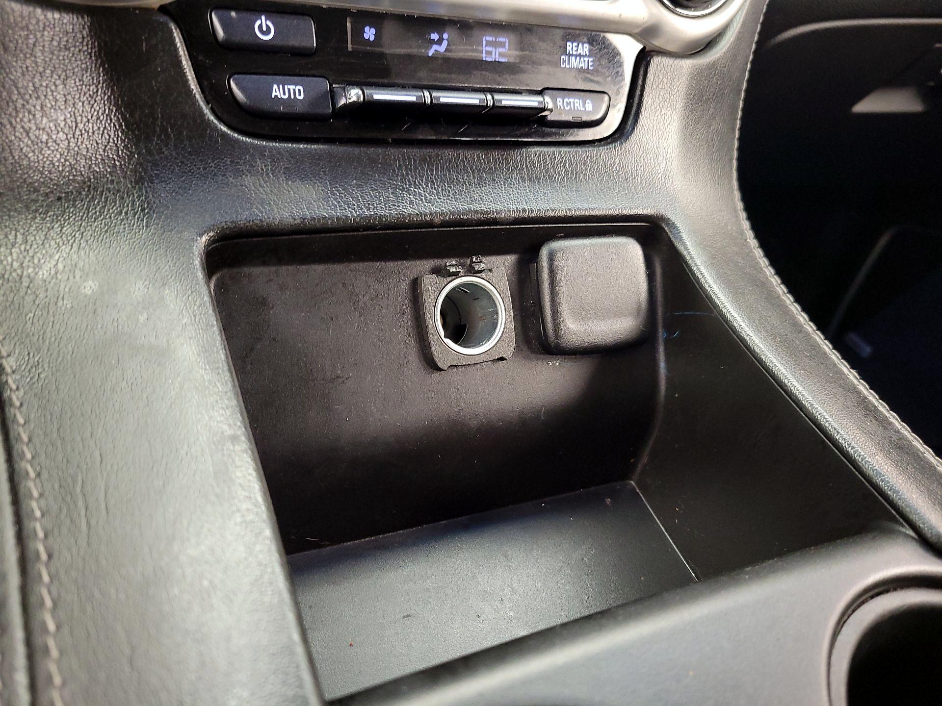 Thumbnail: 2018 GMC Yukon - 18