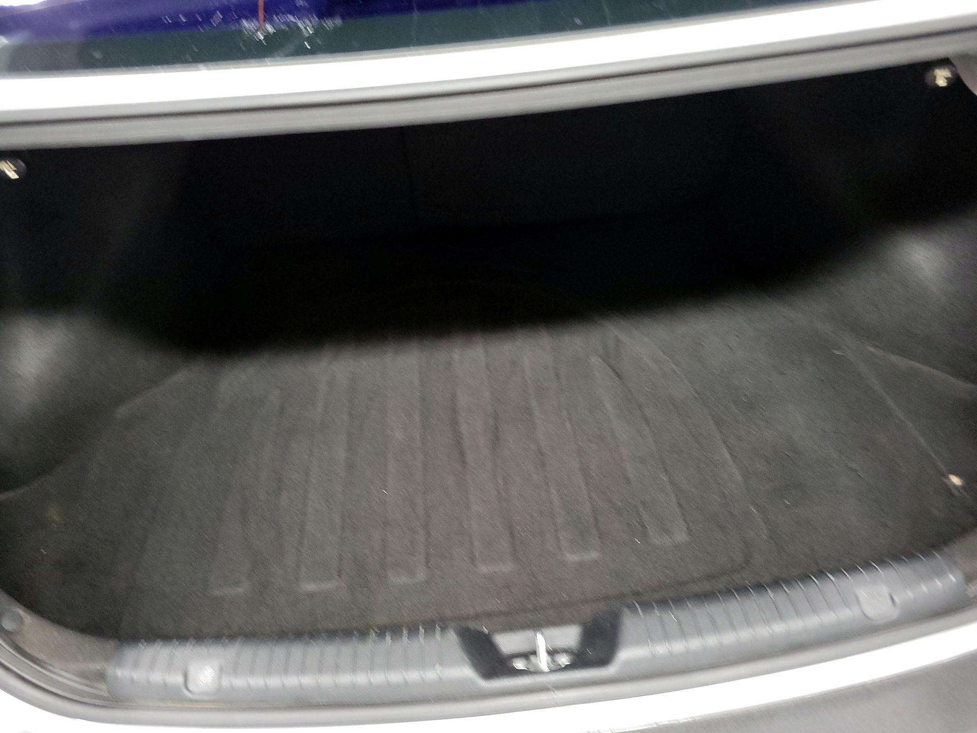 Thumbnail: 2016 Kia Forte - 14