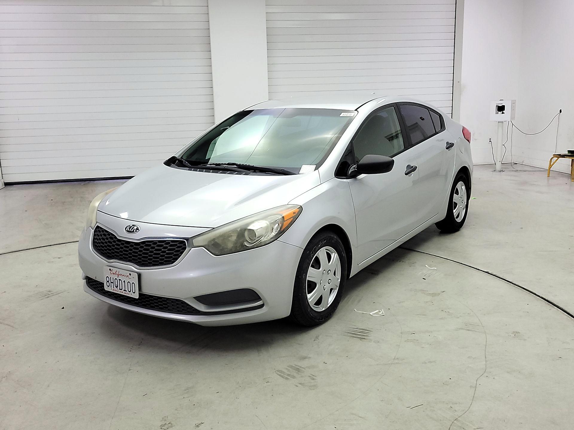 Thumbnail: 2016 Kia Forte - 3