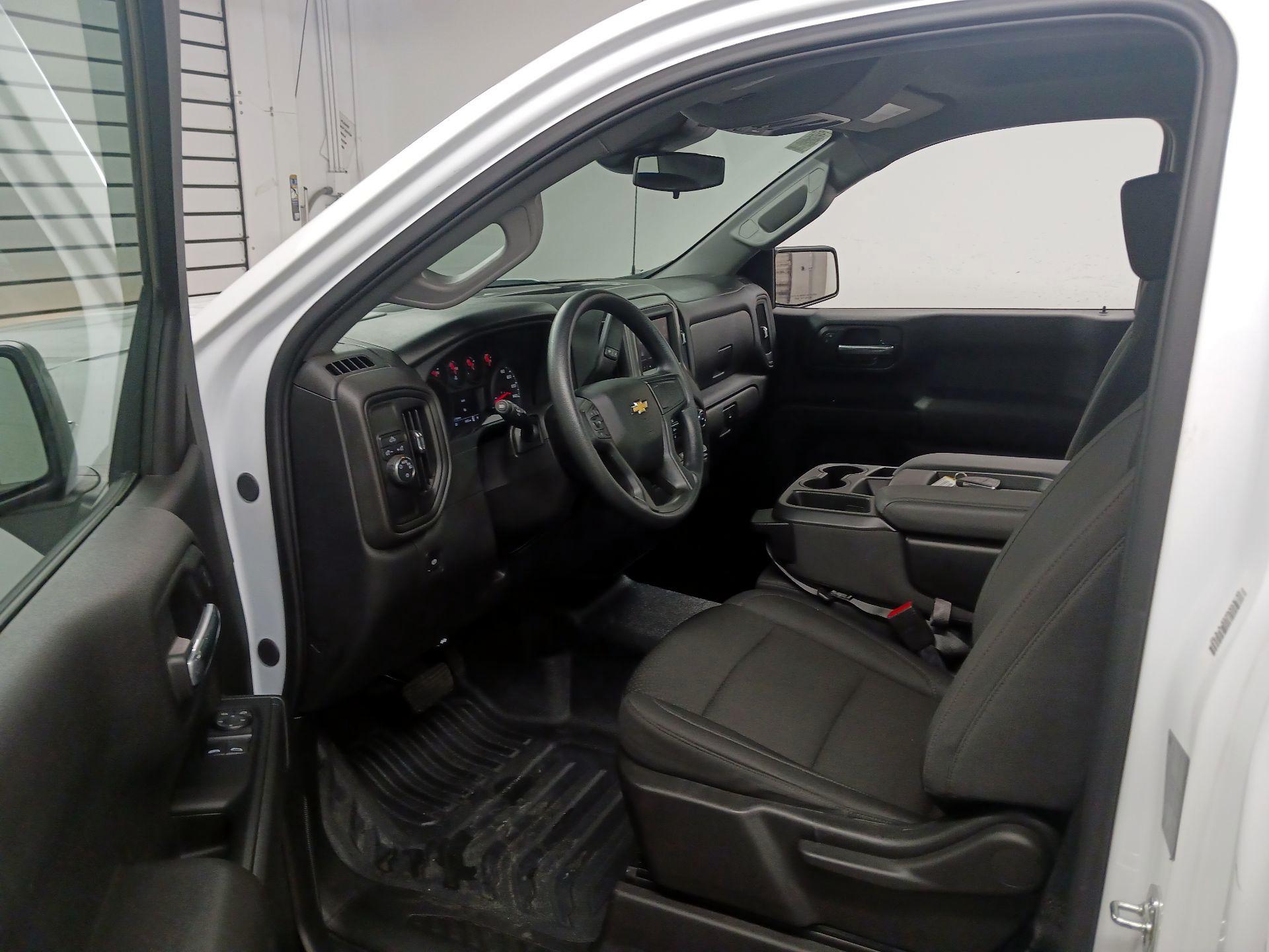 Thumbnail: 2025 Chevrolet Silverado 1500 - 9