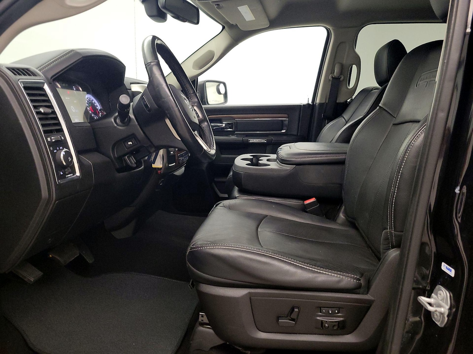 2019 RAM Ram 1500 Classic Laramie - Photo 12