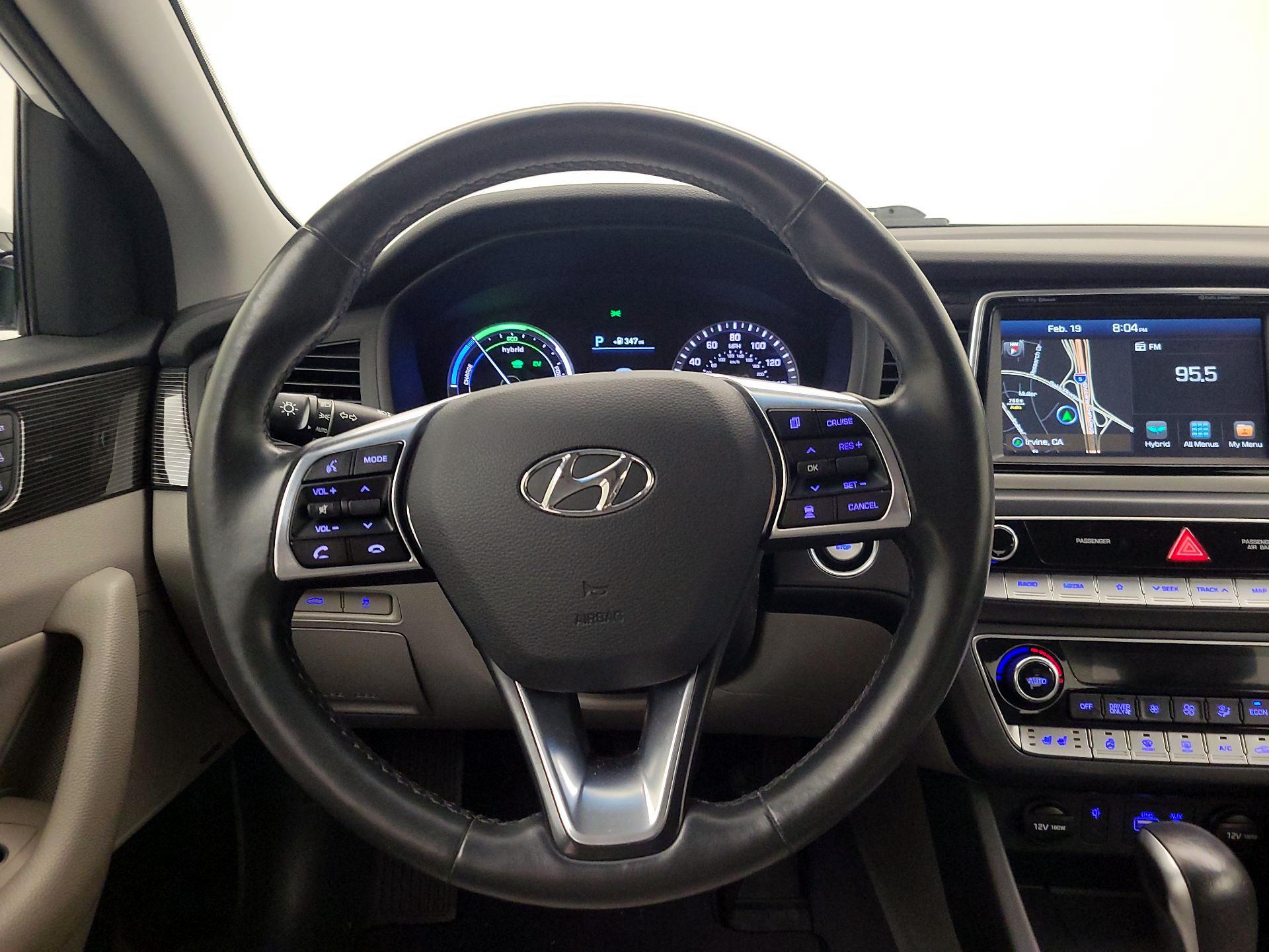 Thumbnail: 2018 Hyundai Sonata - 10