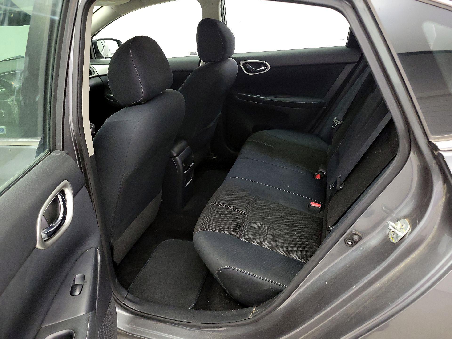 Thumbnail: 2015 Nissan Sentra - 15