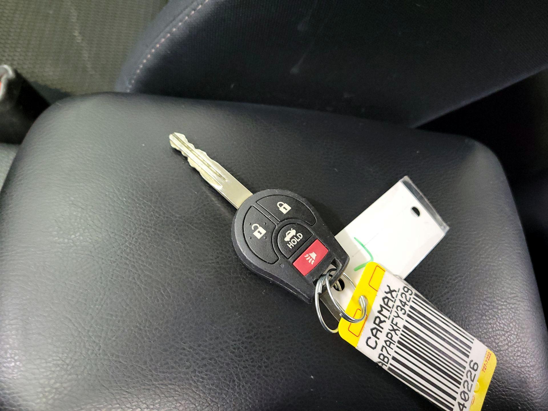 Thumbnail: 2015 Nissan Sentra - 18