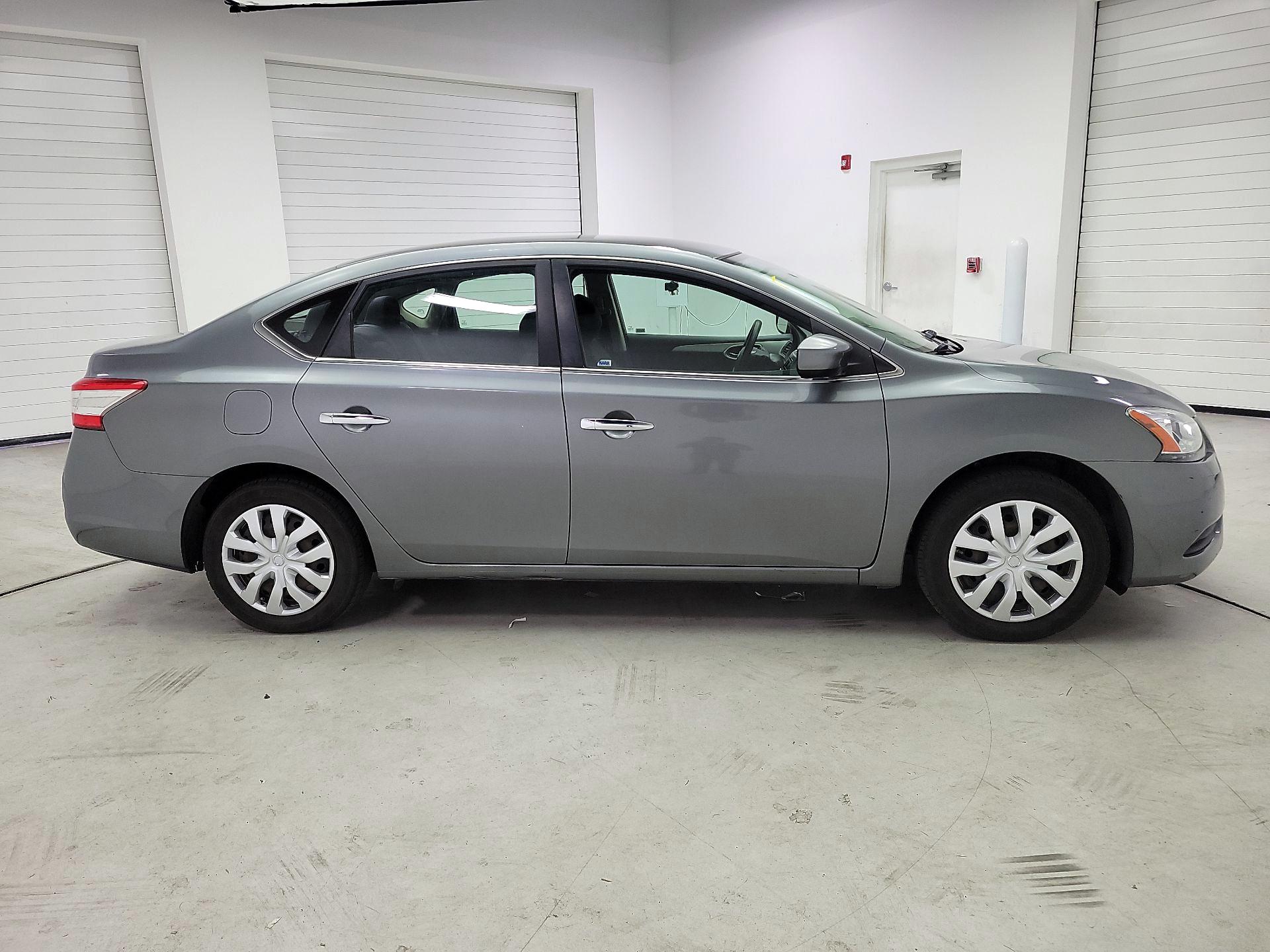 Thumbnail: 2015 Nissan Sentra - 4