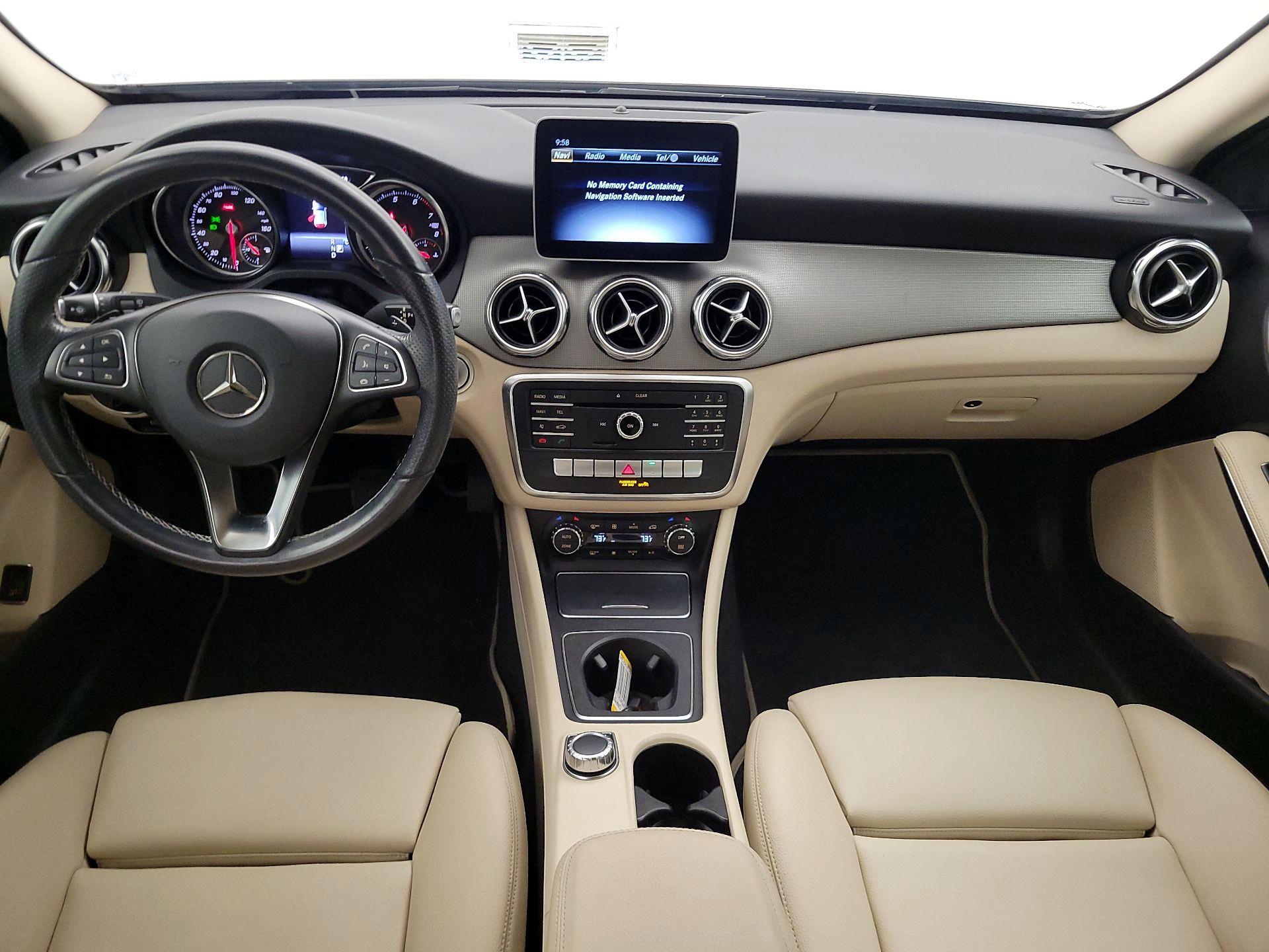 Thumbnail: 2020 Mercedes-Benz GLA - 9