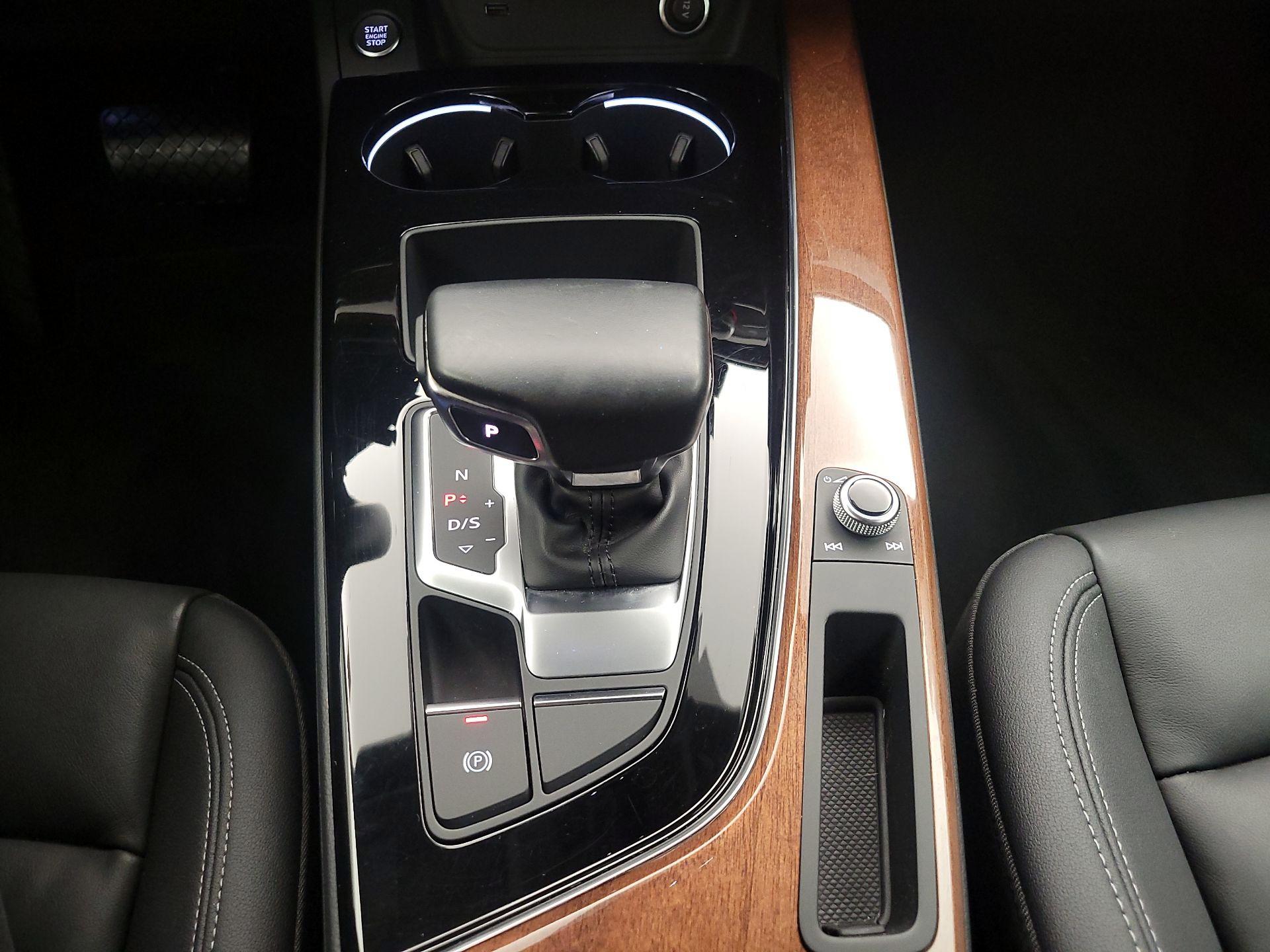 Thumbnail: 2023 Audi A4 - 18