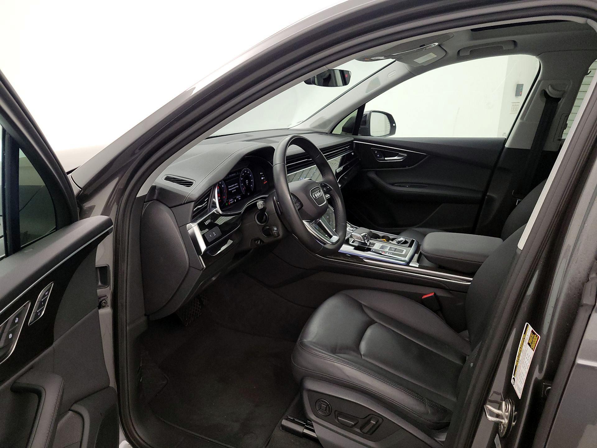 Thumbnail: 2023 Audi Q7 - 11