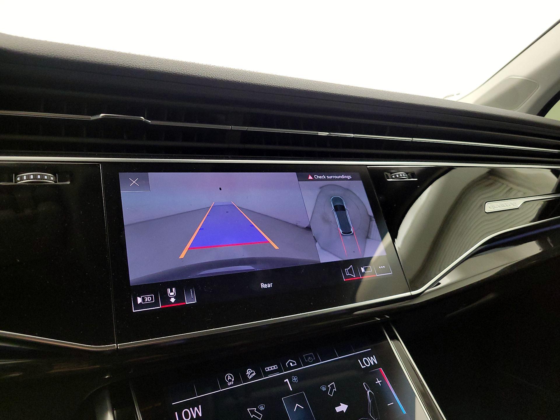 Thumbnail: 2023 Audi Q7 - 15