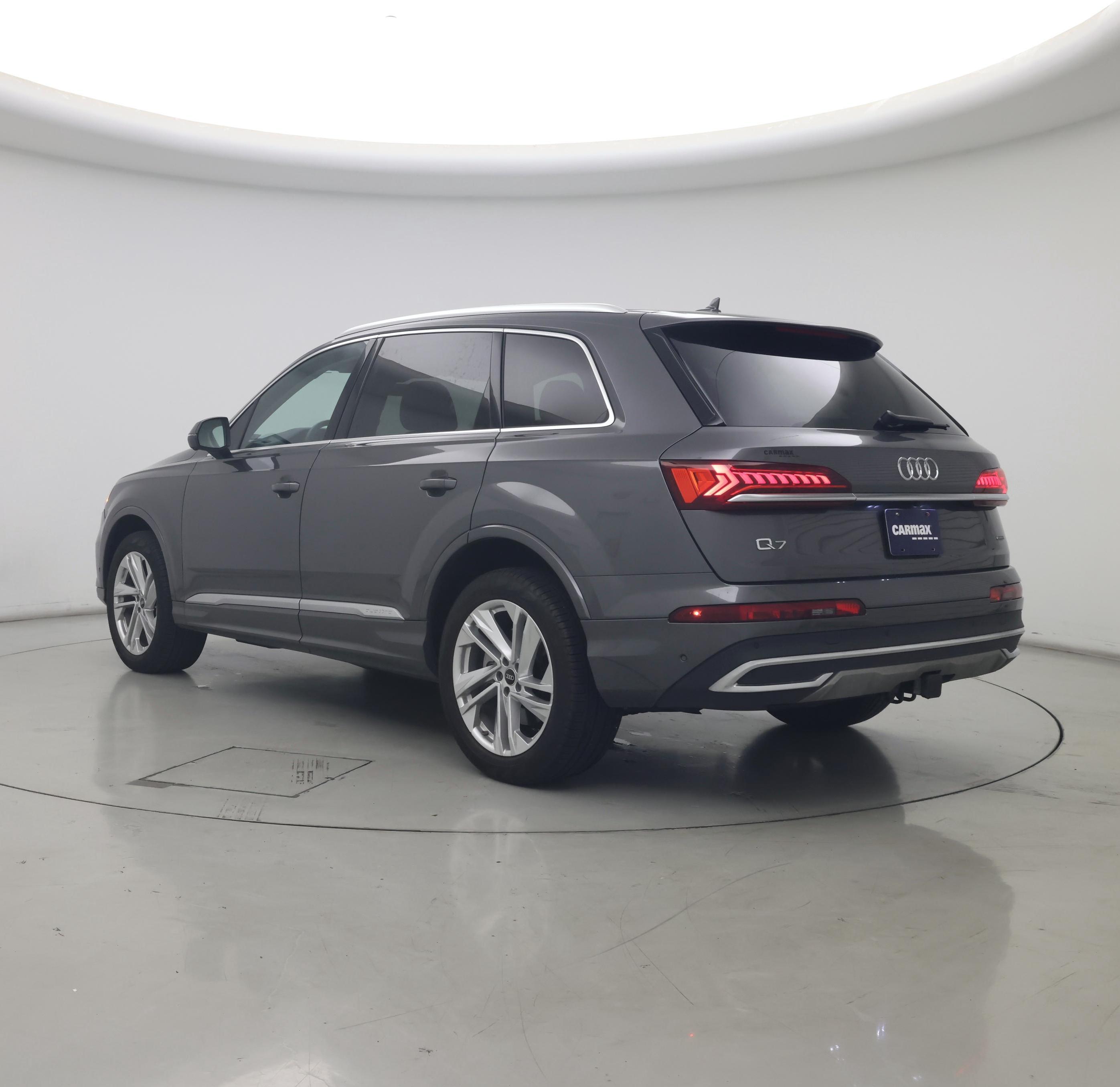 Thumbnail: 2023 Audi Q7 - 2