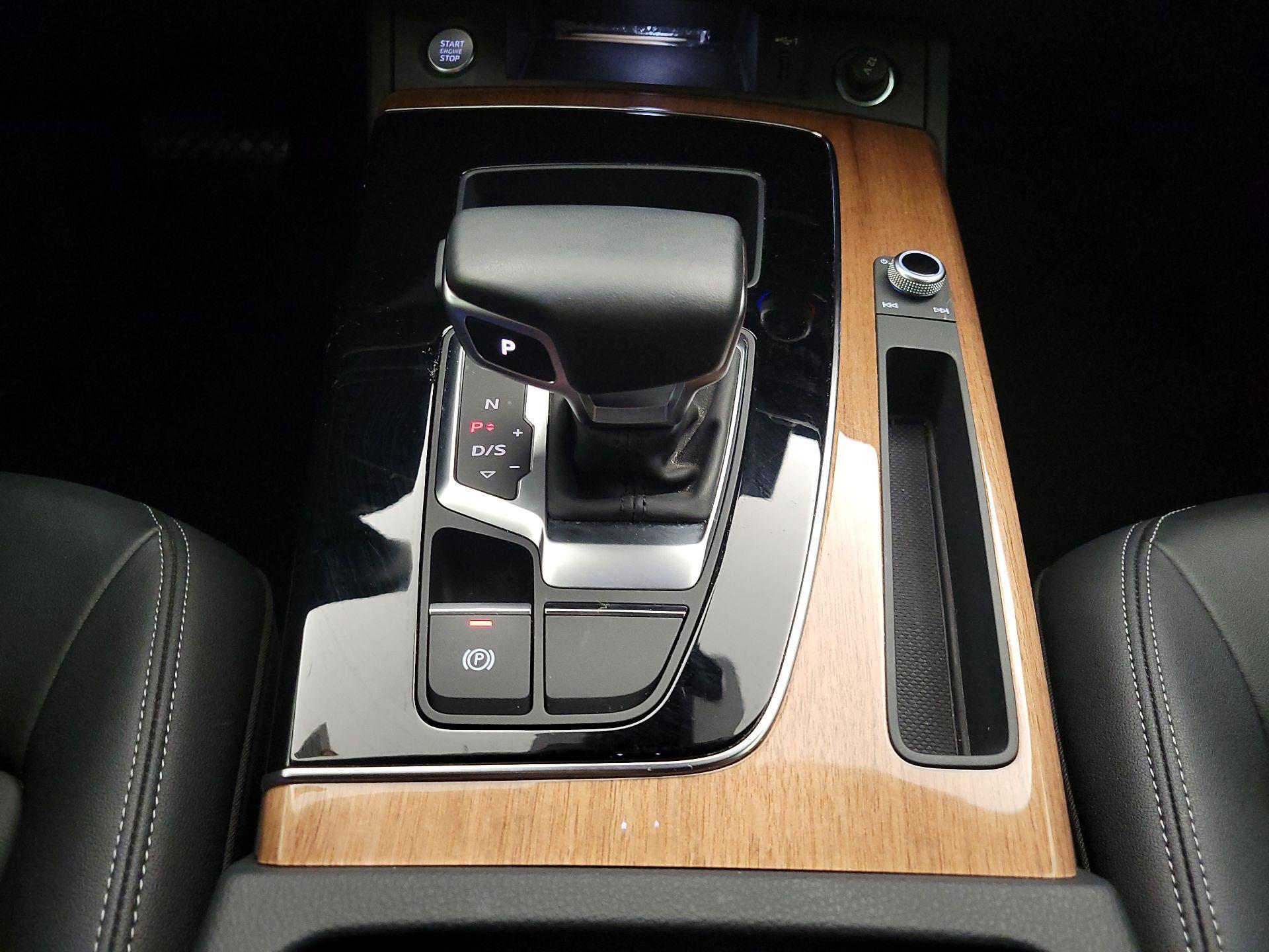 Thumbnail: 2023 Audi Q5 - 18