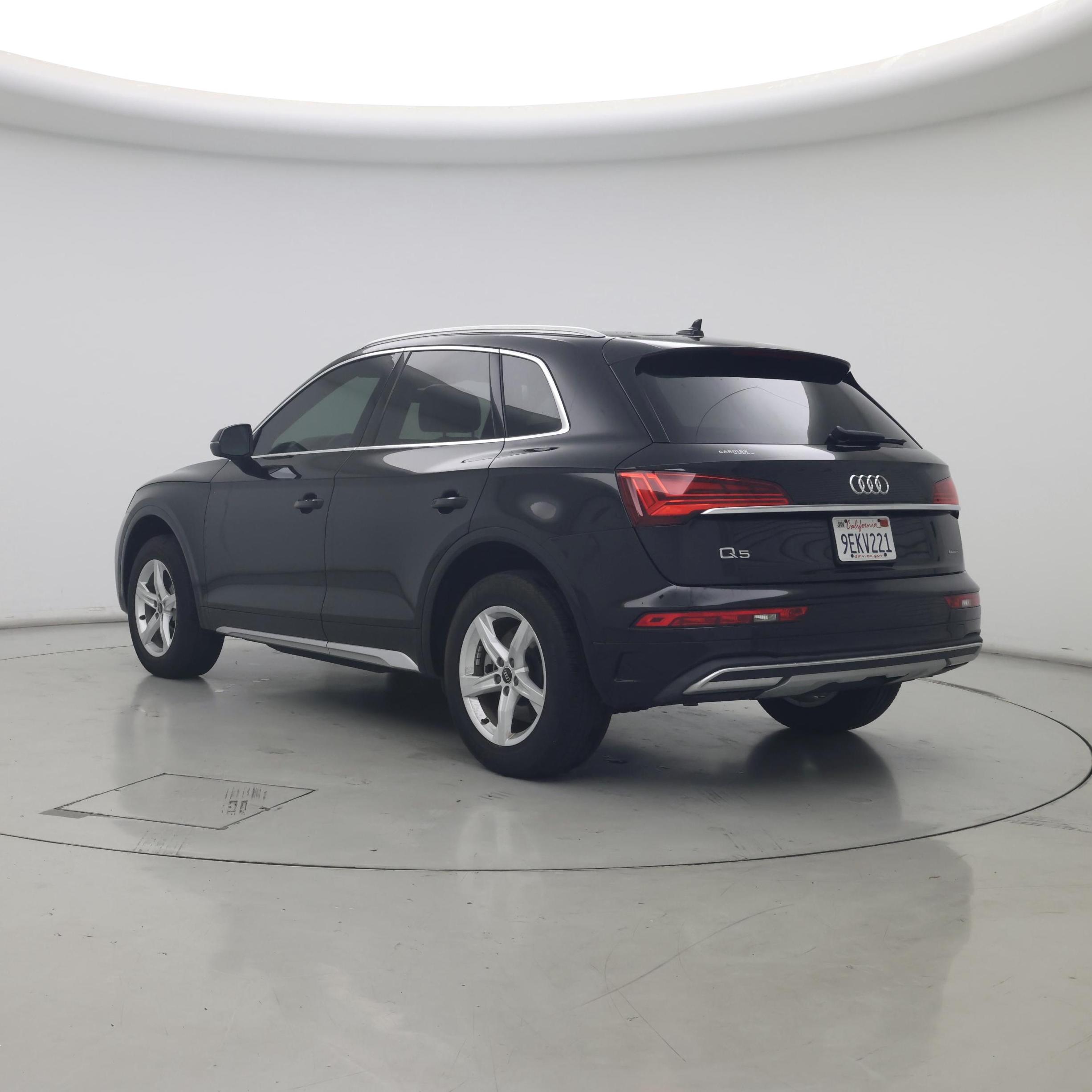 Thumbnail: 2023 Audi Q5 - 2
