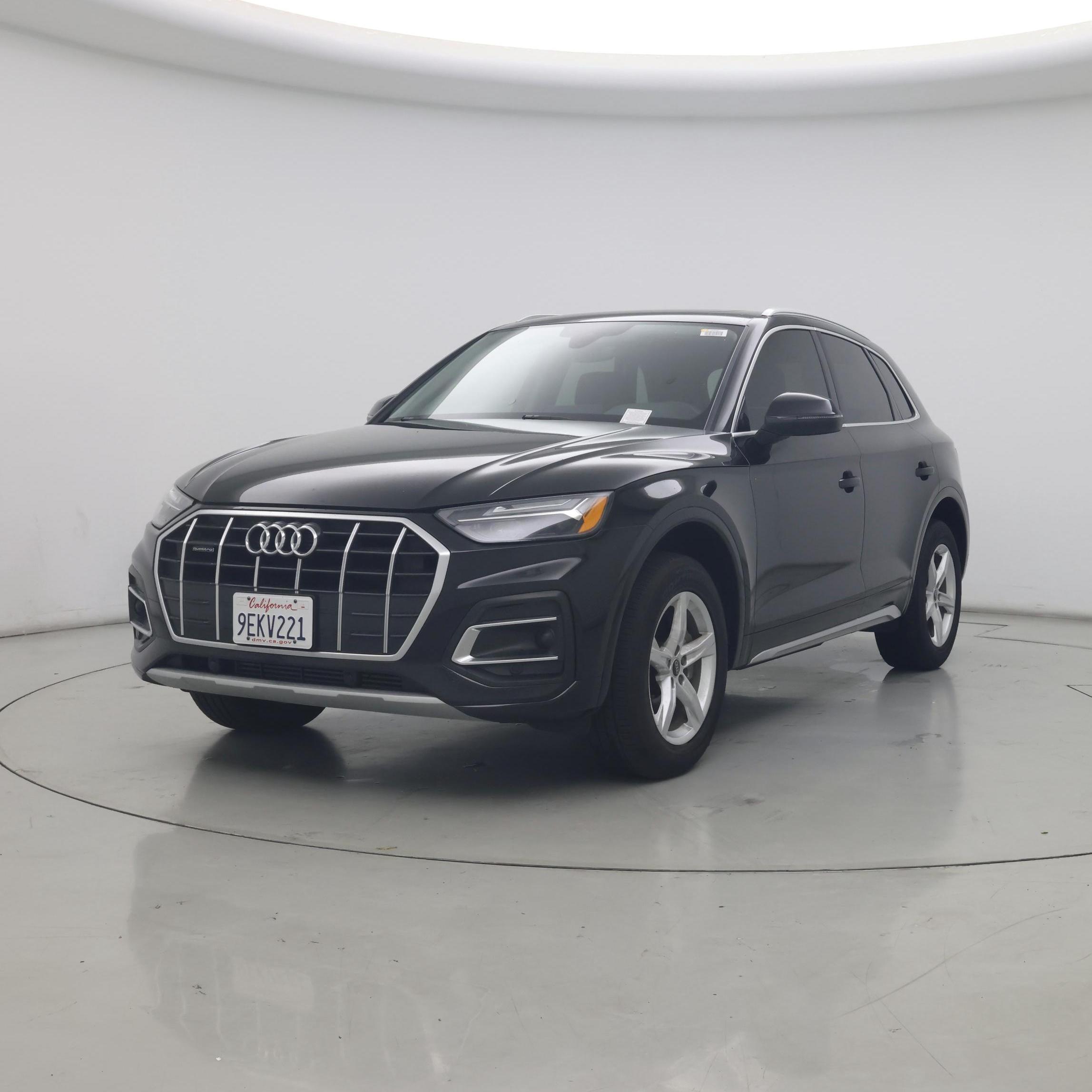 Thumbnail: 2023 Audi Q5 - 4