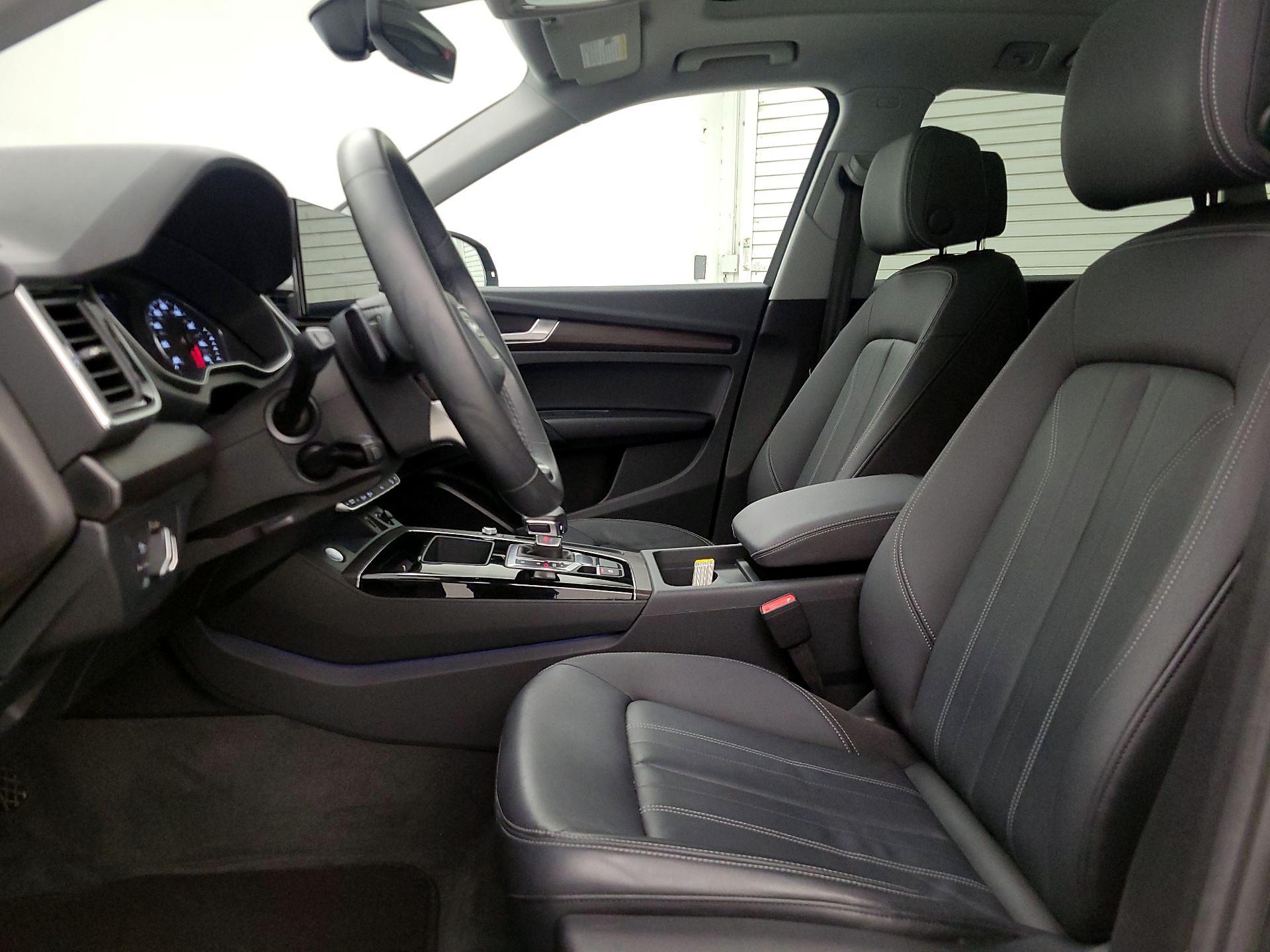 Thumbnail: 2023 Audi Q5 - 11