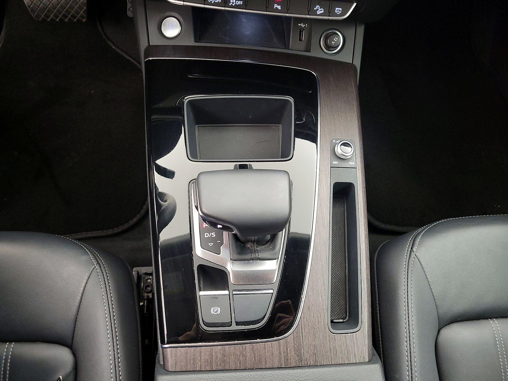 Thumbnail: 2023 Audi Q5 - 17