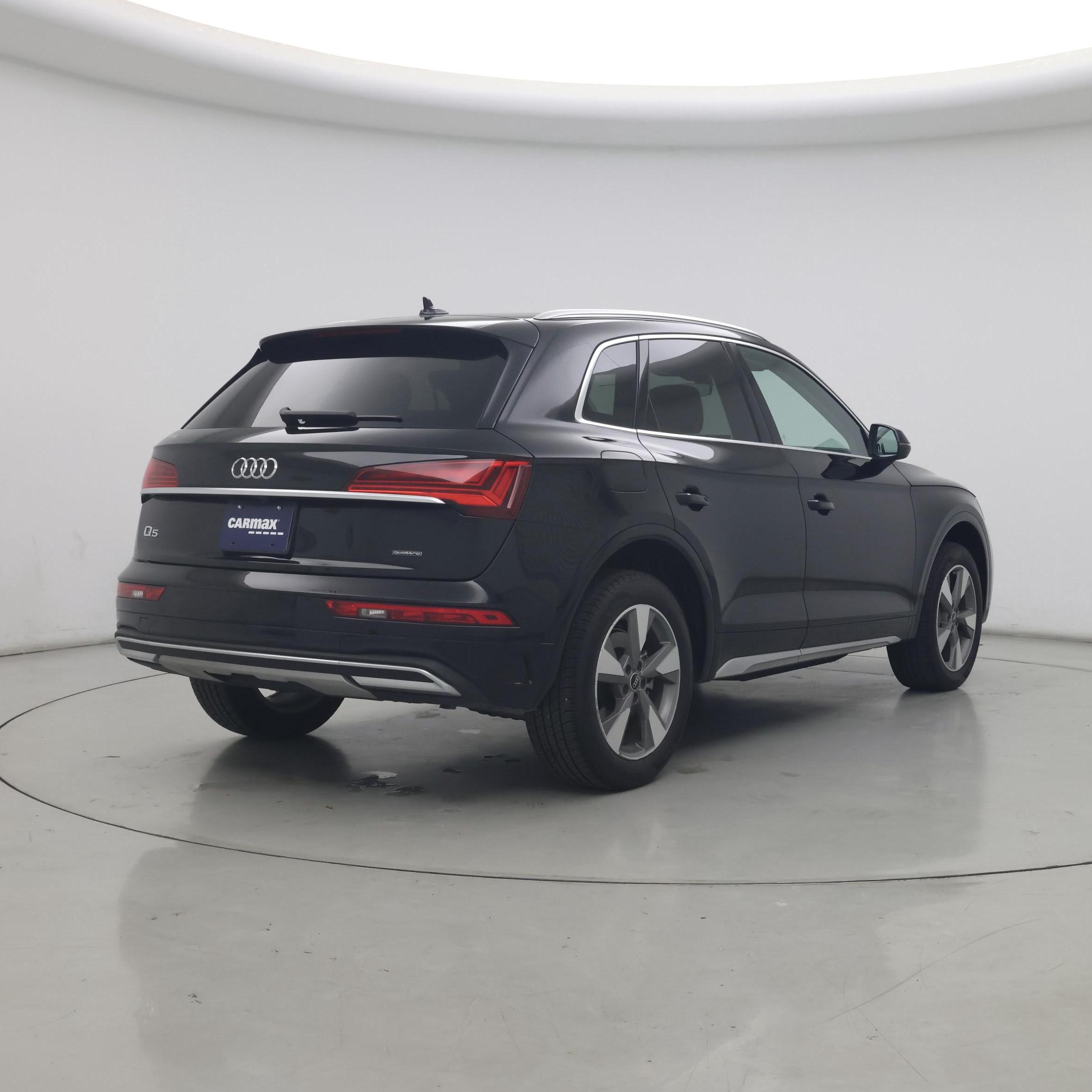 Thumbnail: 2023 Audi Q5 - 8