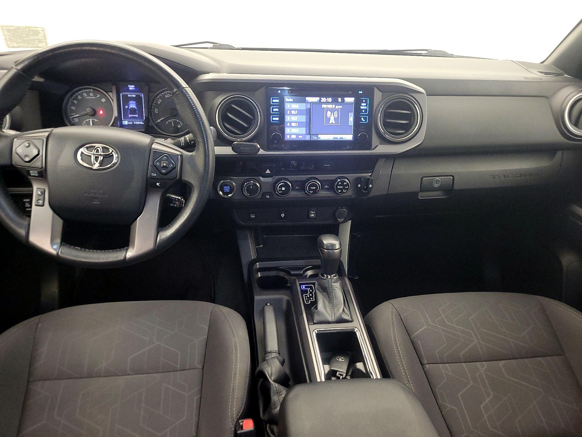 Thumbnail: 2017 Toyota Tacoma - 9