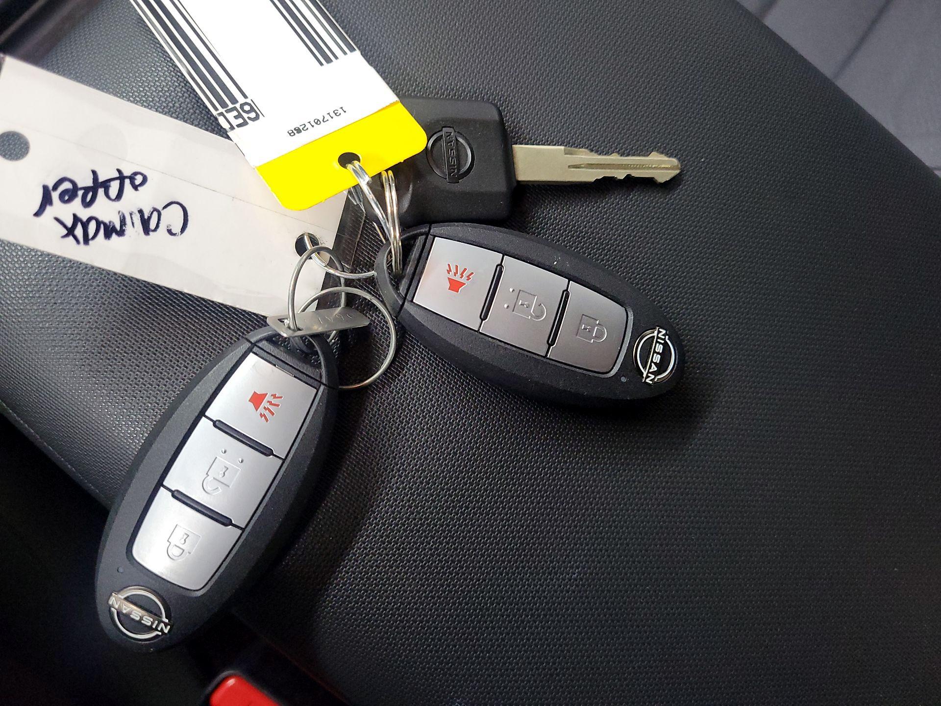 Thumbnail: 2024 Nissan Frontier - 17