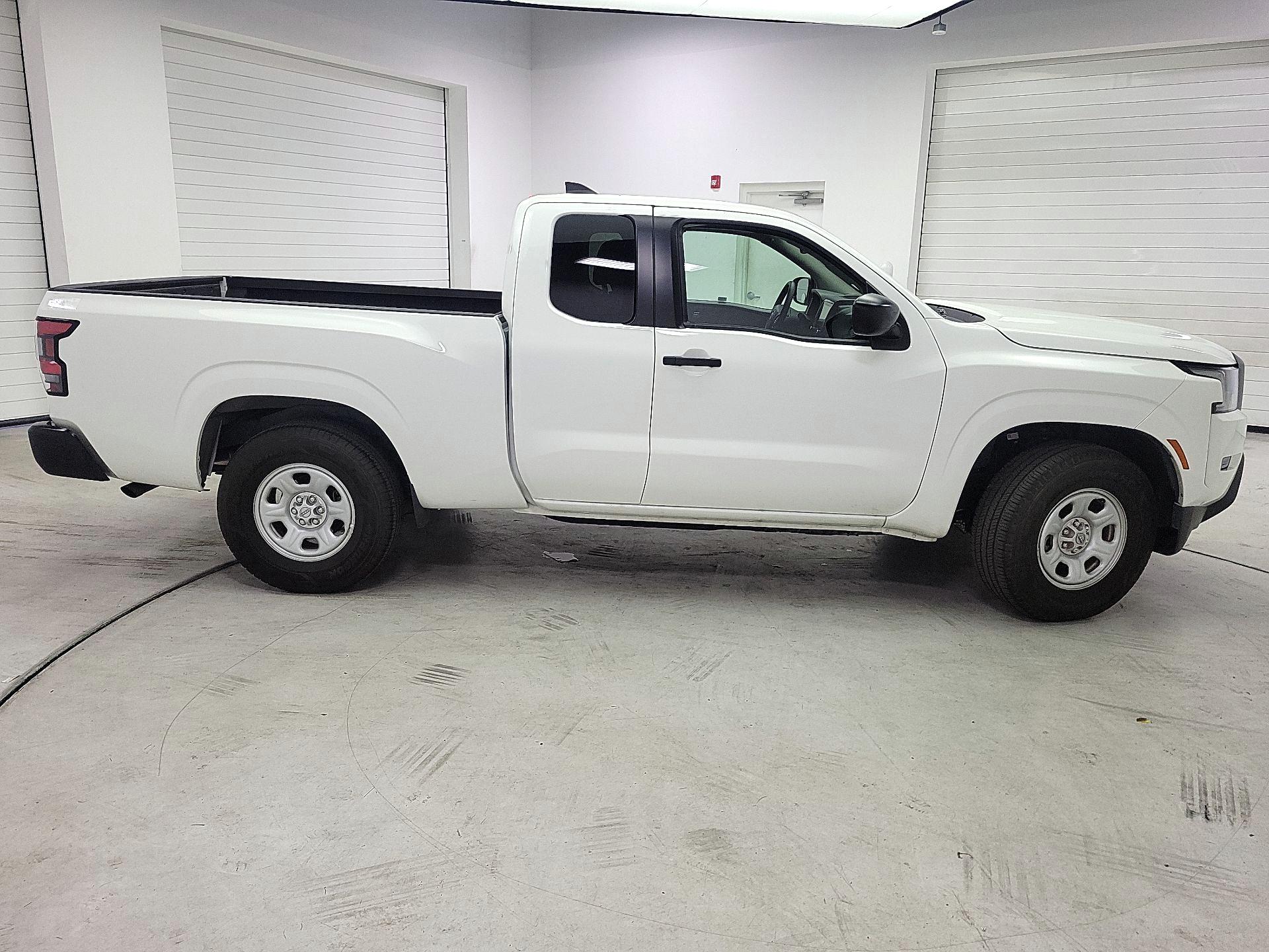 Thumbnail: 2024 Nissan Frontier - 4