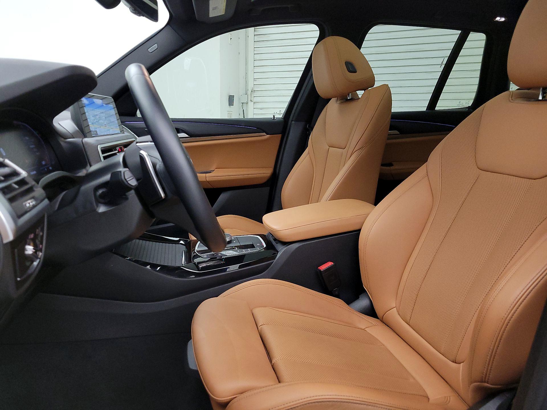 Thumbnail: 2023 BMW X3 - 11