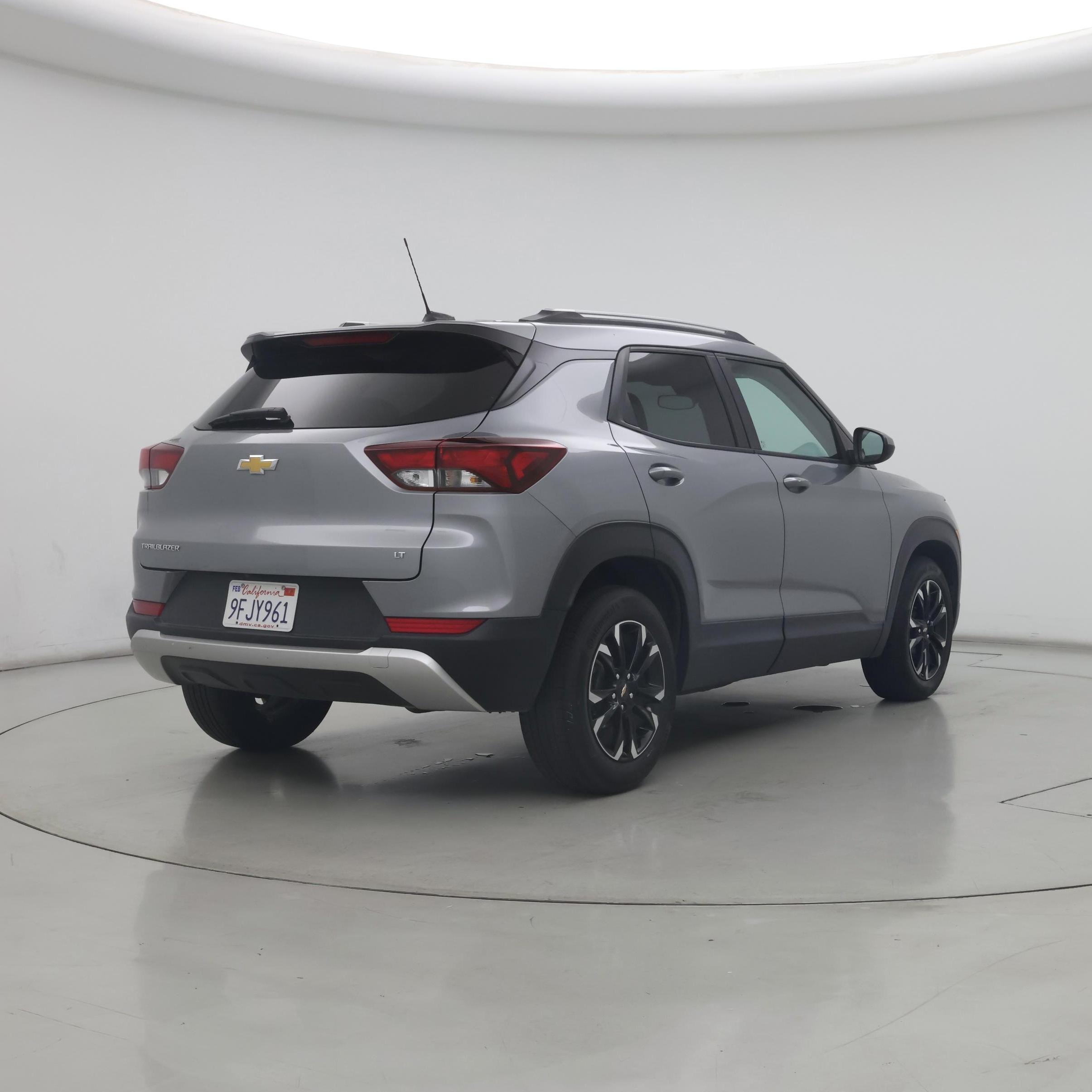Thumbnail: 2023 Chevrolet TrailBlazer - 8