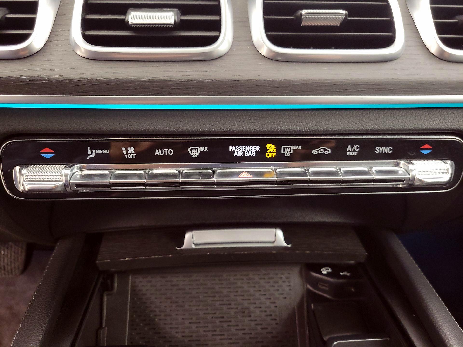 Thumbnail: 2020 Mercedes-Benz GLE - 17