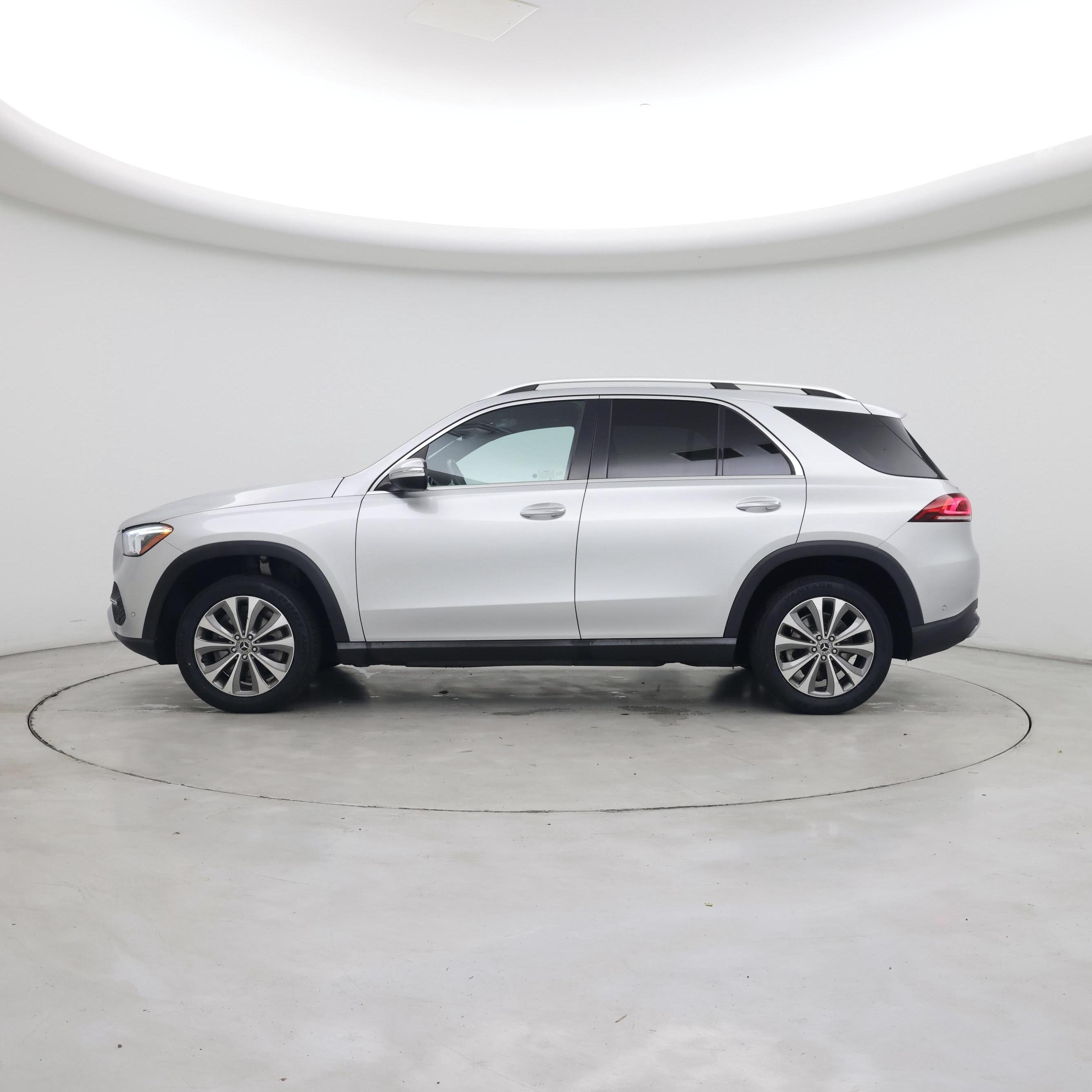 Thumbnail: 2020 Mercedes-Benz GLE - 3