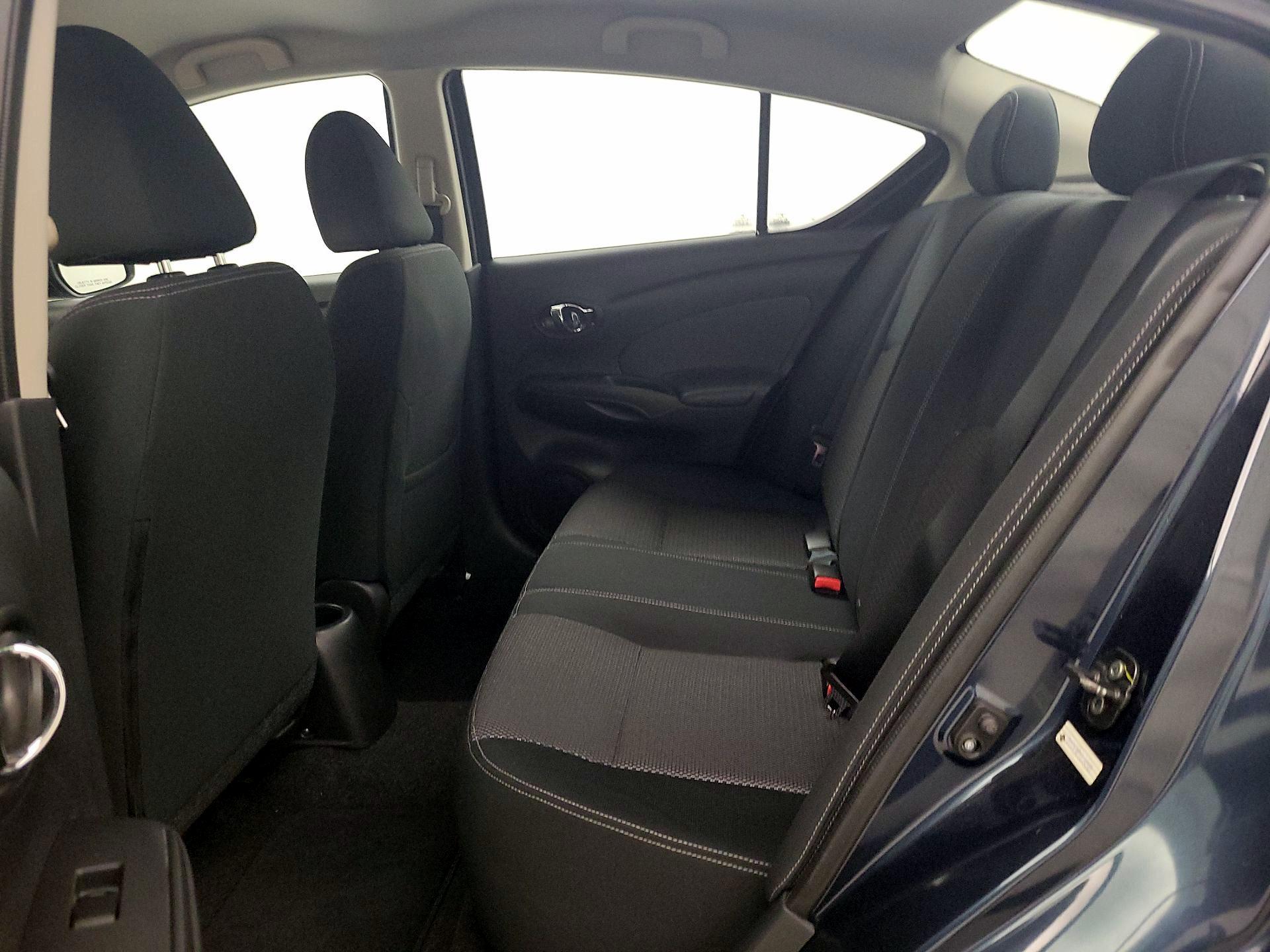 Thumbnail: 2016 Nissan Versa - 18